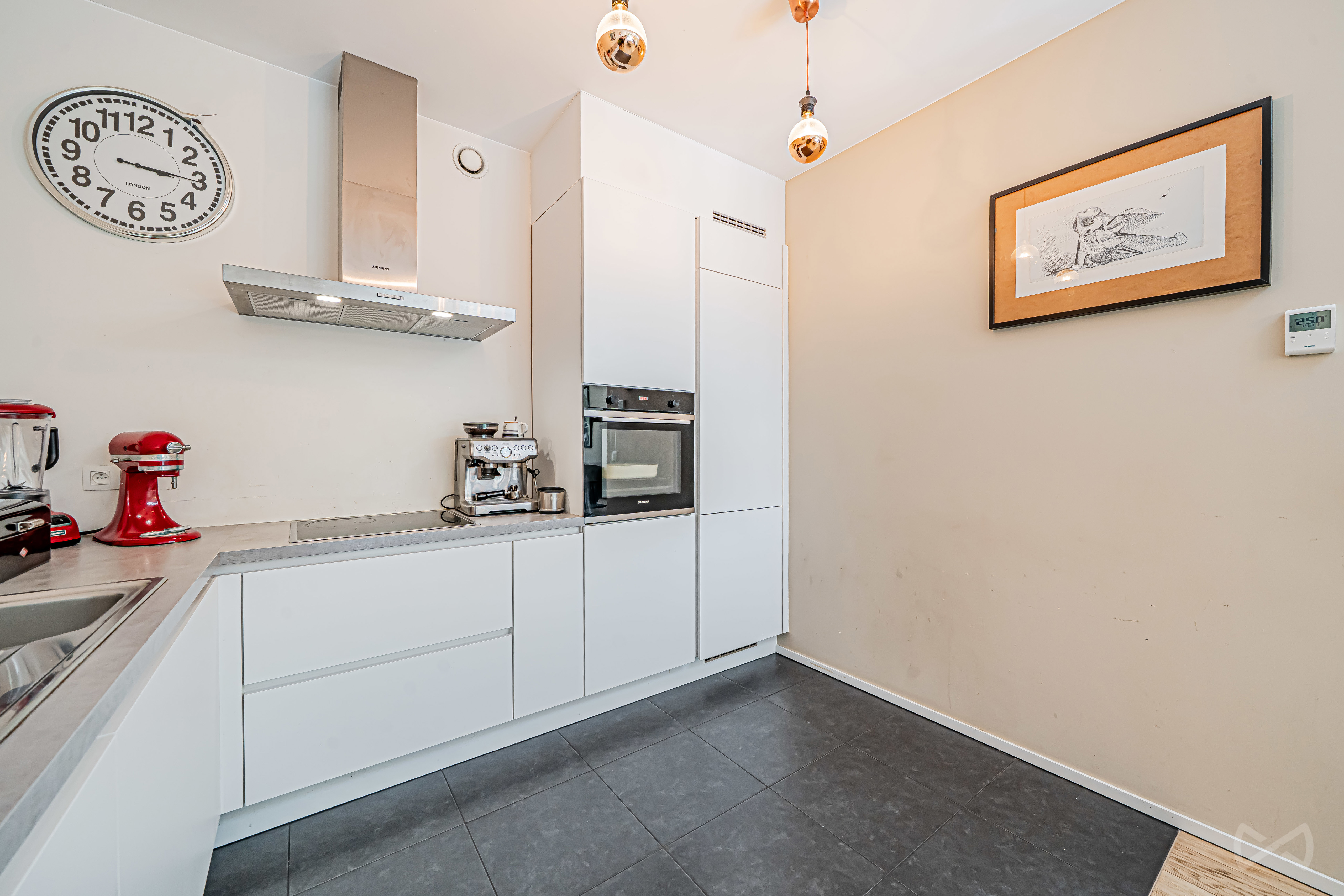 Picture 1 of 4 for Flat with two bedrooms in Schaerbeek