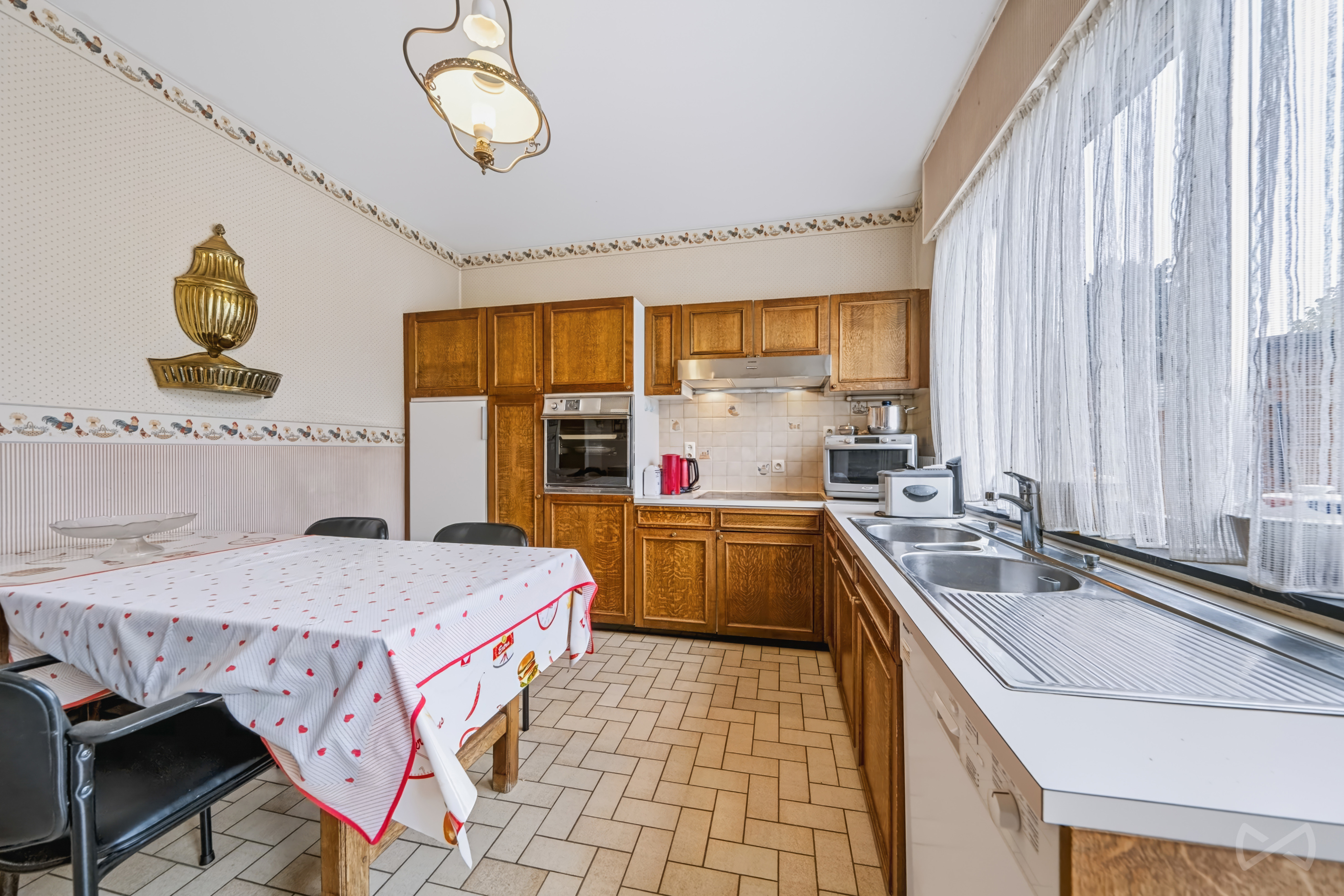 Picture 1 of 4 for Villa with four bedrooms in Tournai