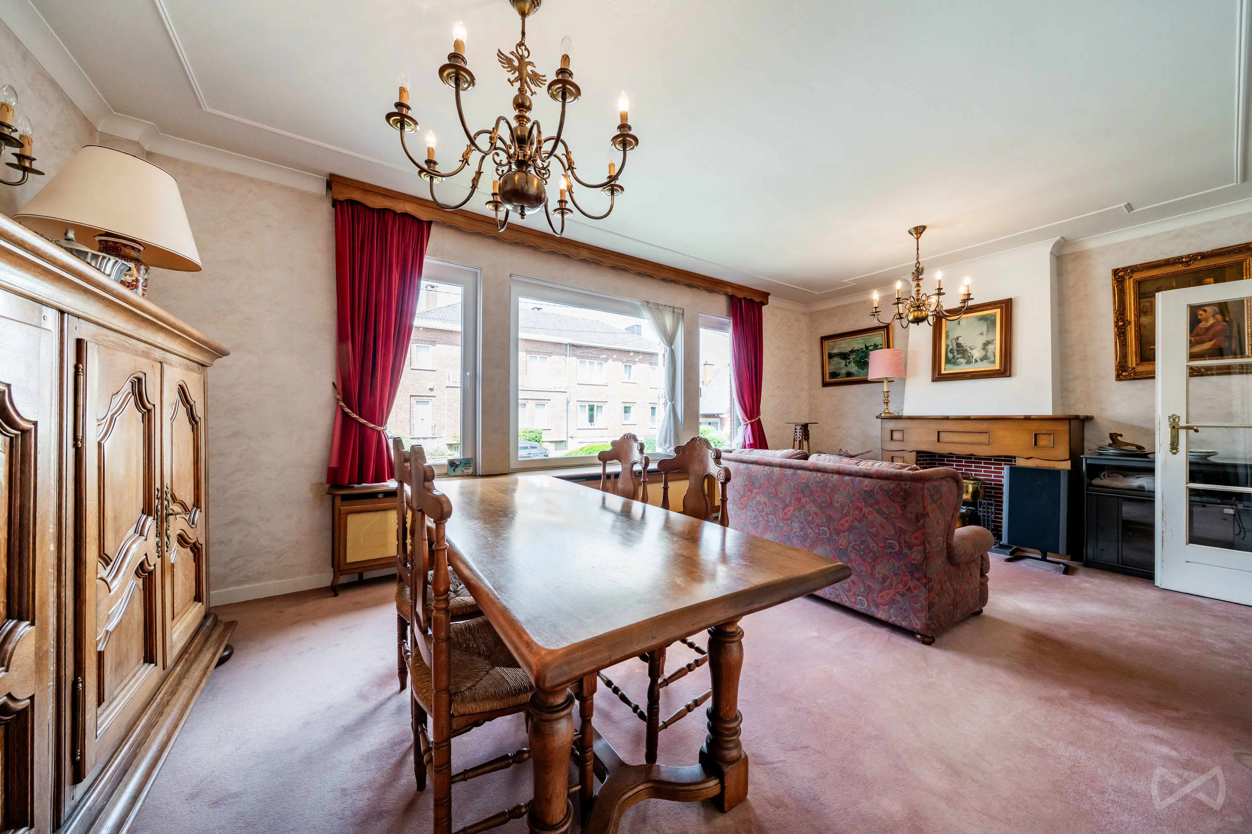 Photo 3 sur 4 pour Maison de trois chambres à Mont-sur-marchienne