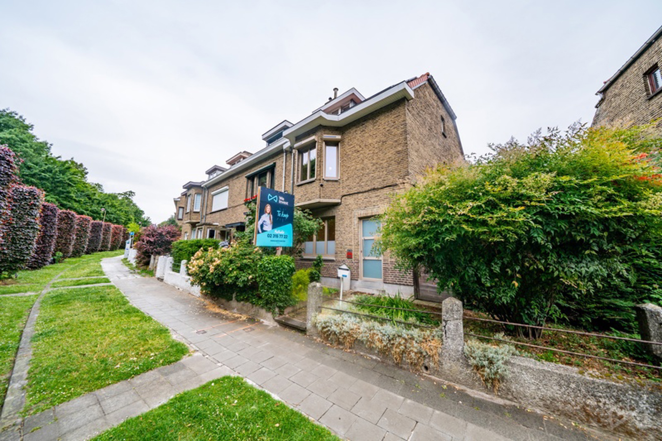 Photo 2 sur 4 pour Maison de quatre chambres à Jette