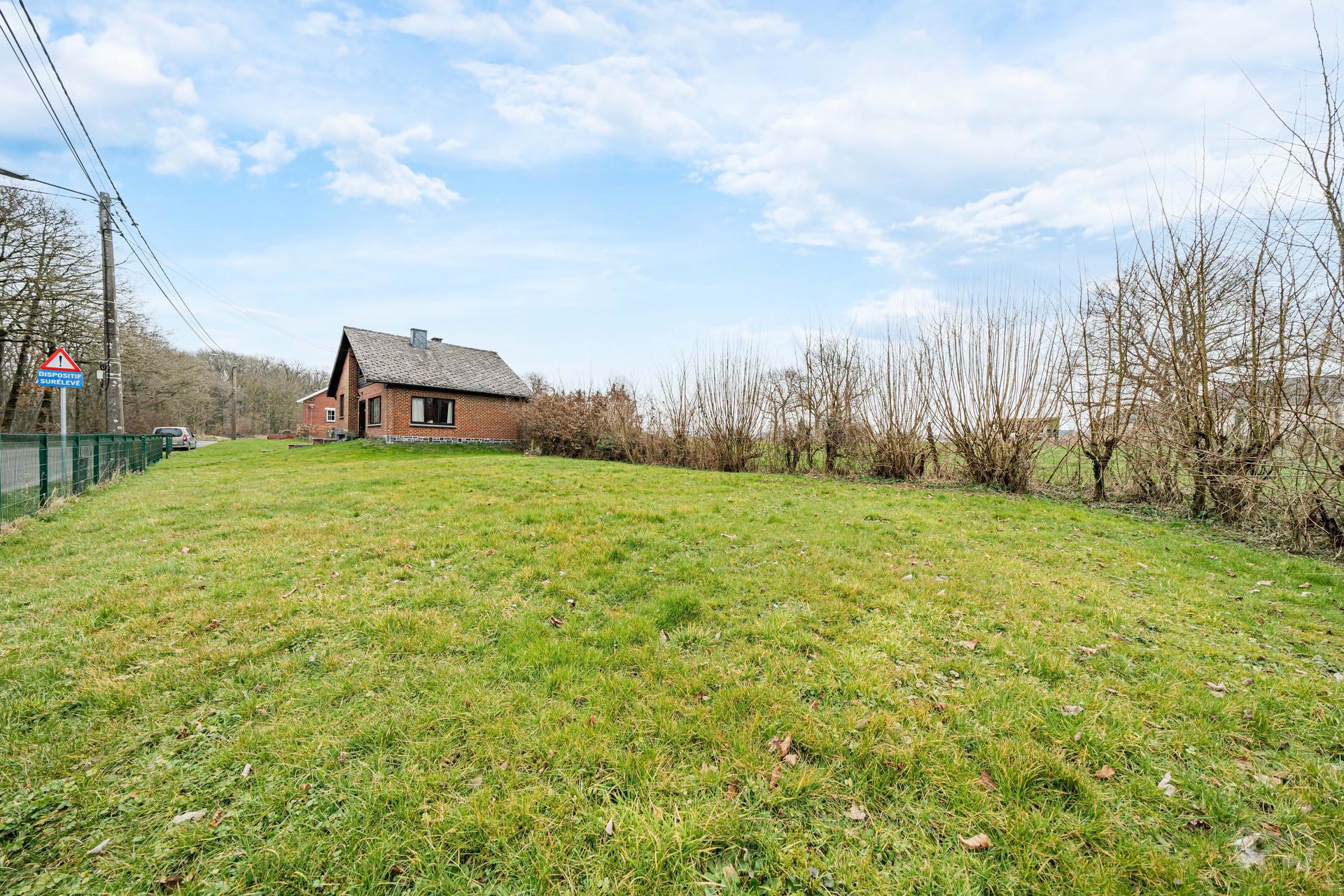 Picture 1 of 4 for House with three bedrooms in Thuin