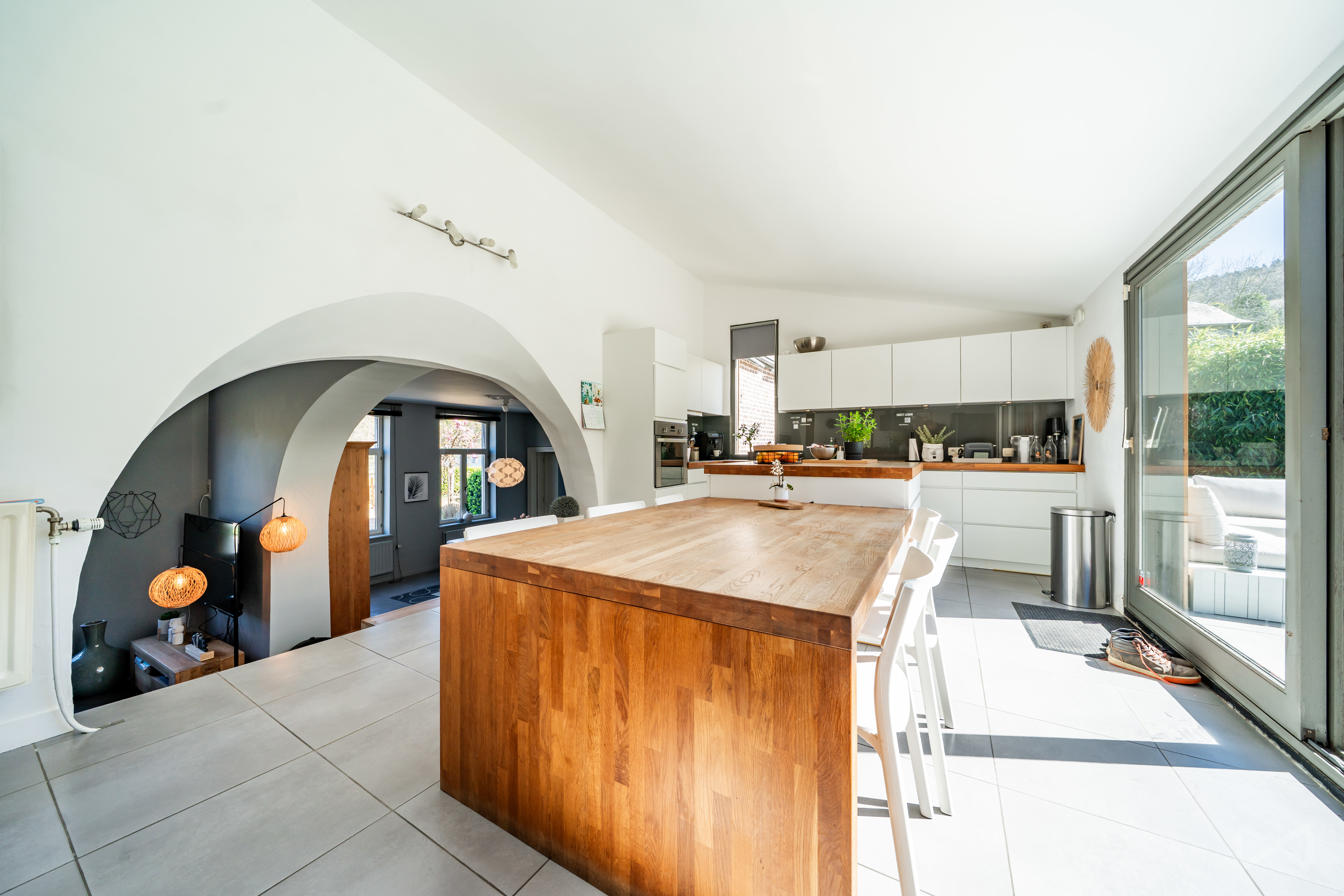 Picture 1 of 4 for Charming house with five bedrooms in Yvoir Godinne