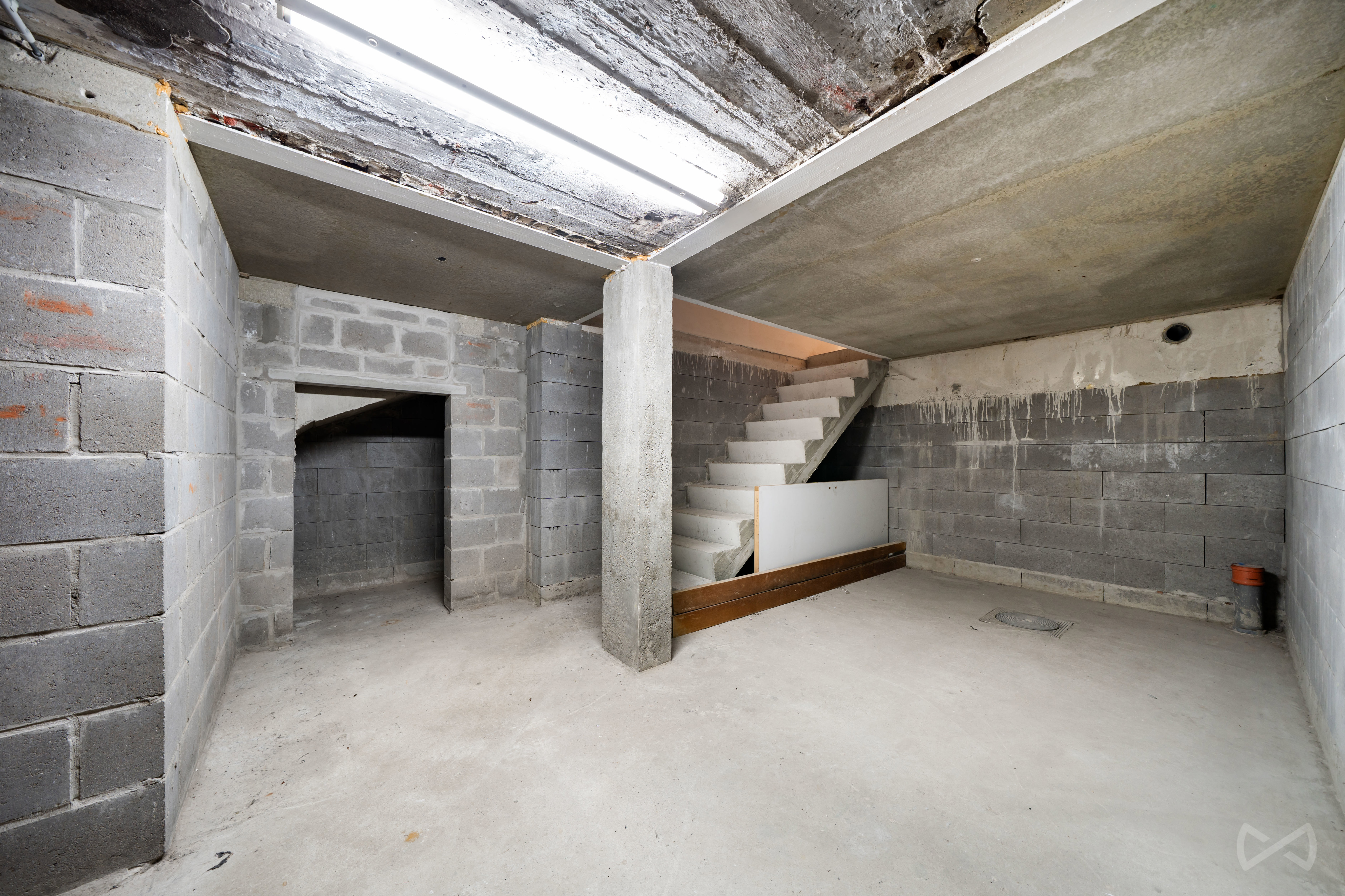 Picture 2 of 4 for Commercial groundfloor in Bruxelles