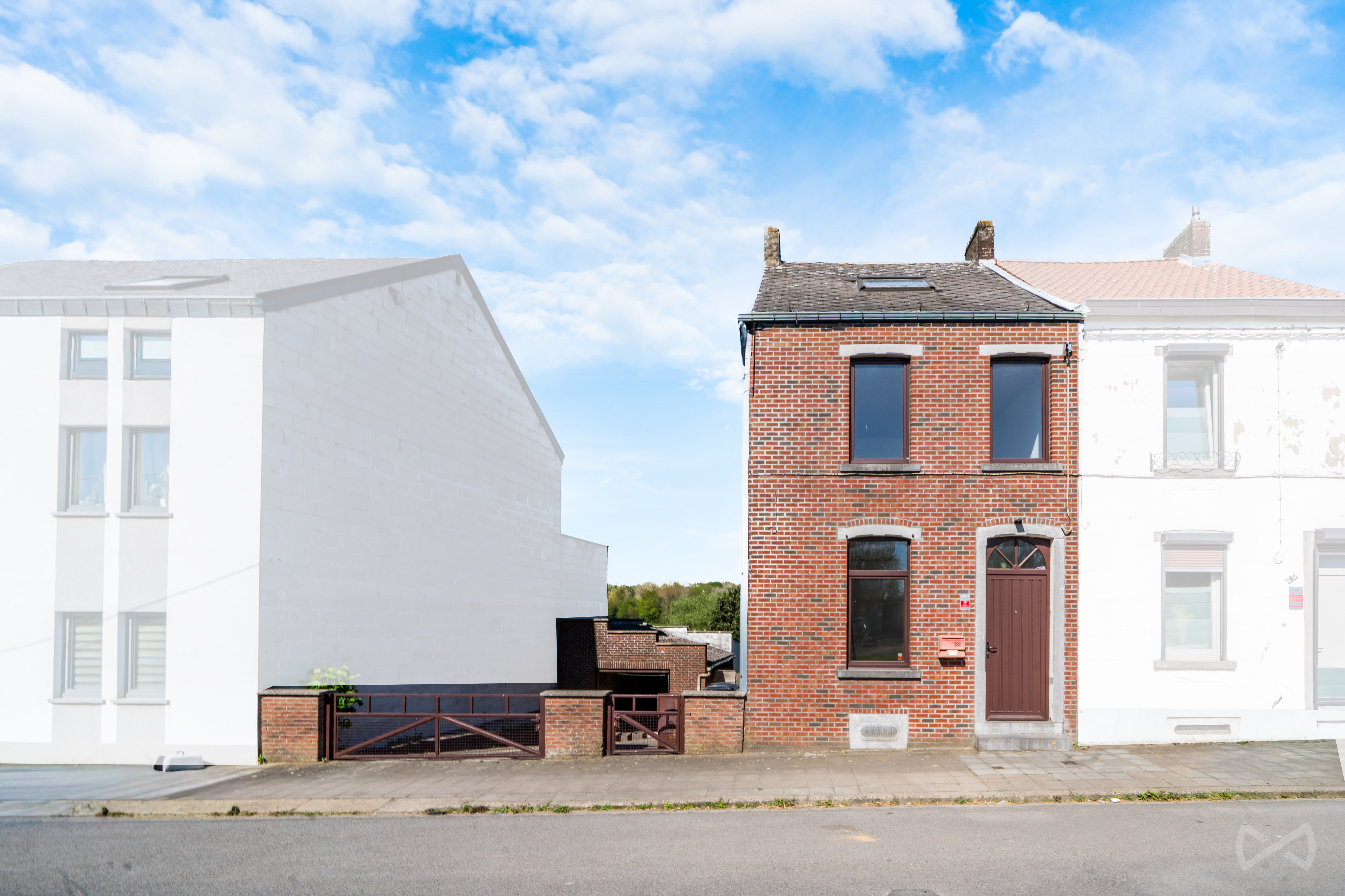 Picture 2 of 3 for House with three bedrooms in Courcelles