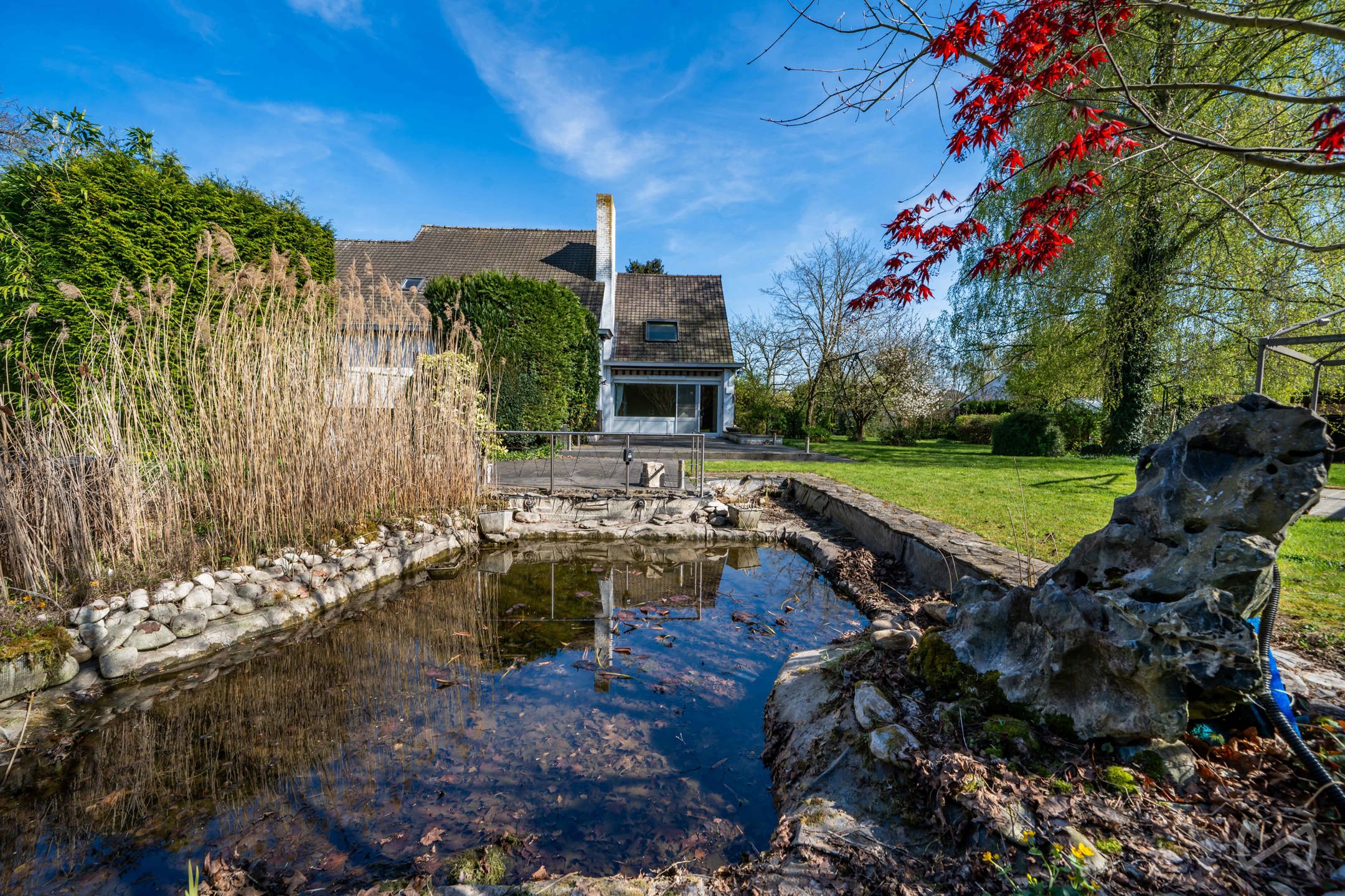 Foto 3 van 4 van Villa met zes slaapkamers in Baudour