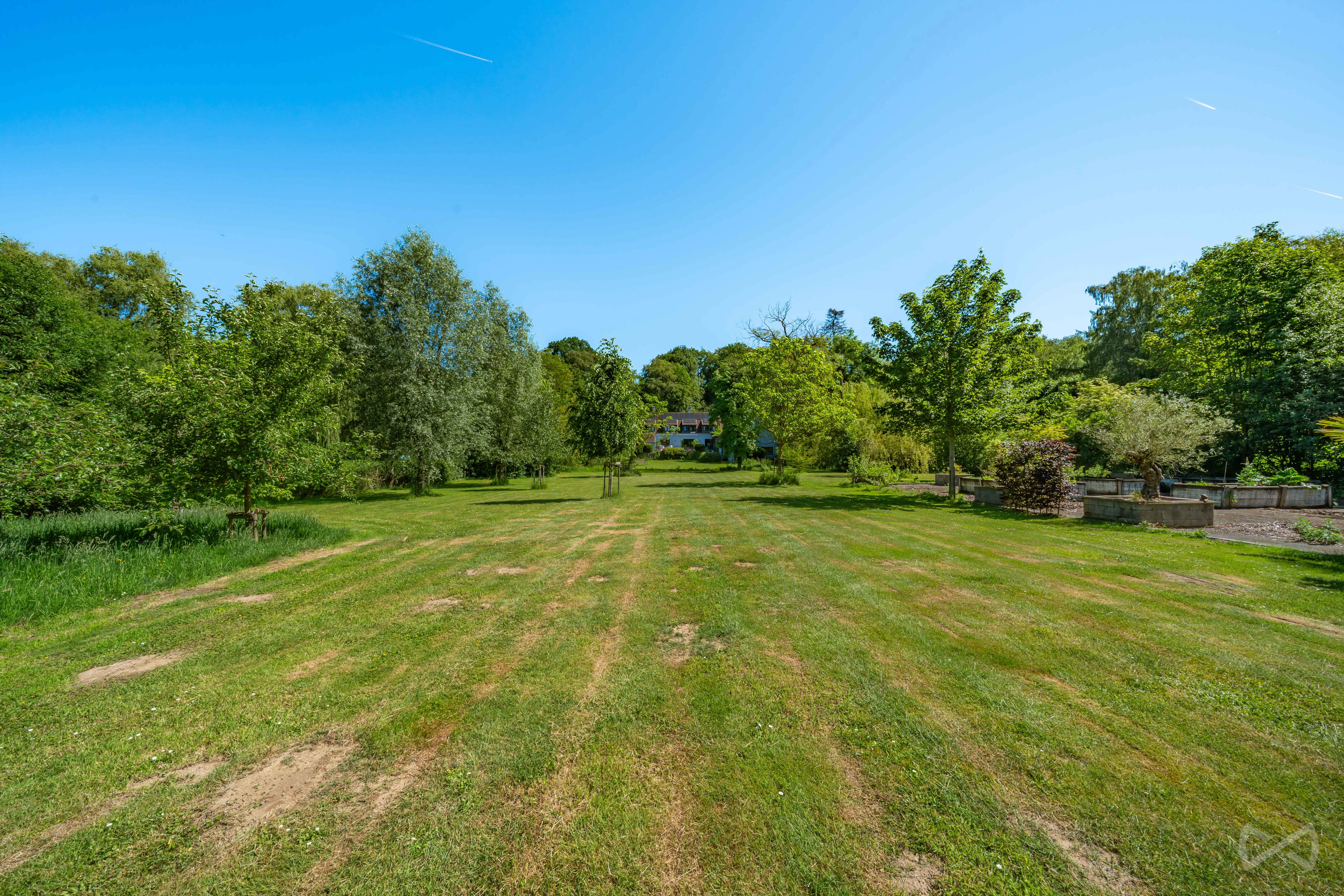 Picture 2 of 4 for Exceptional house with six bedrooms in Braine-l'Alleud
