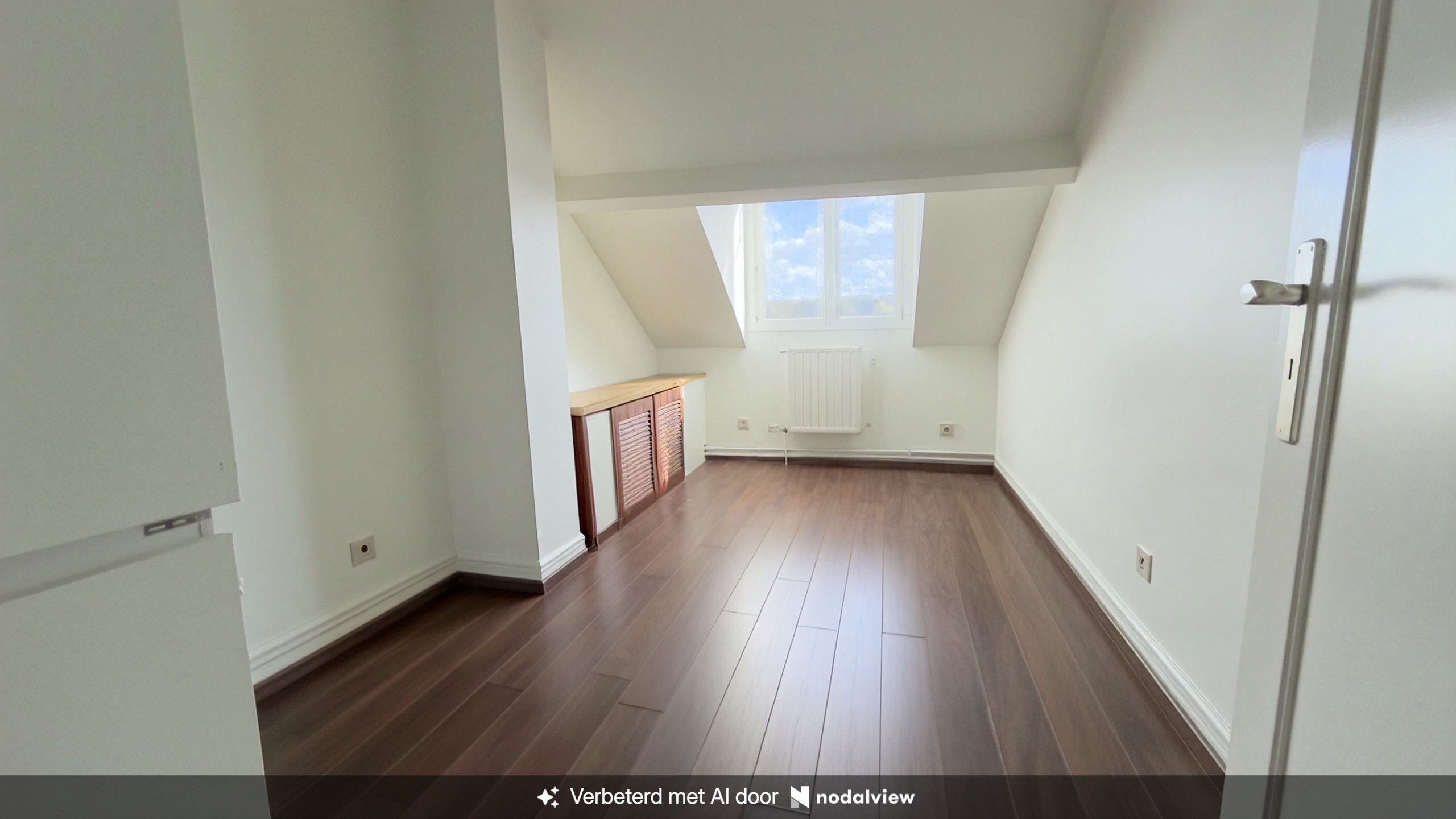 Picture 2 of 4 for Apartment block with five bedrooms in Schaerbeek