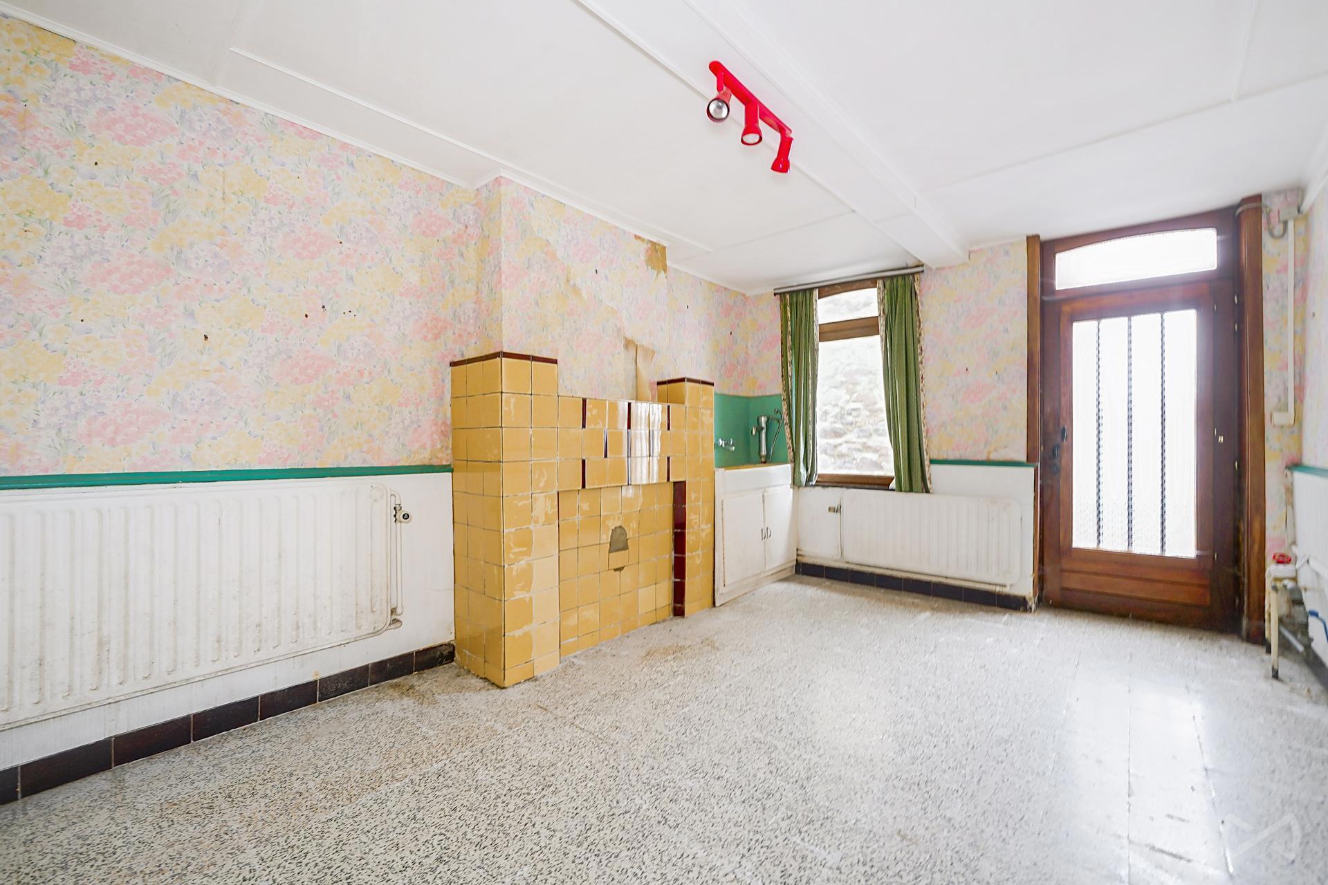 Photo 4 sur 4 pour Maison de cinq chambres à Peissant