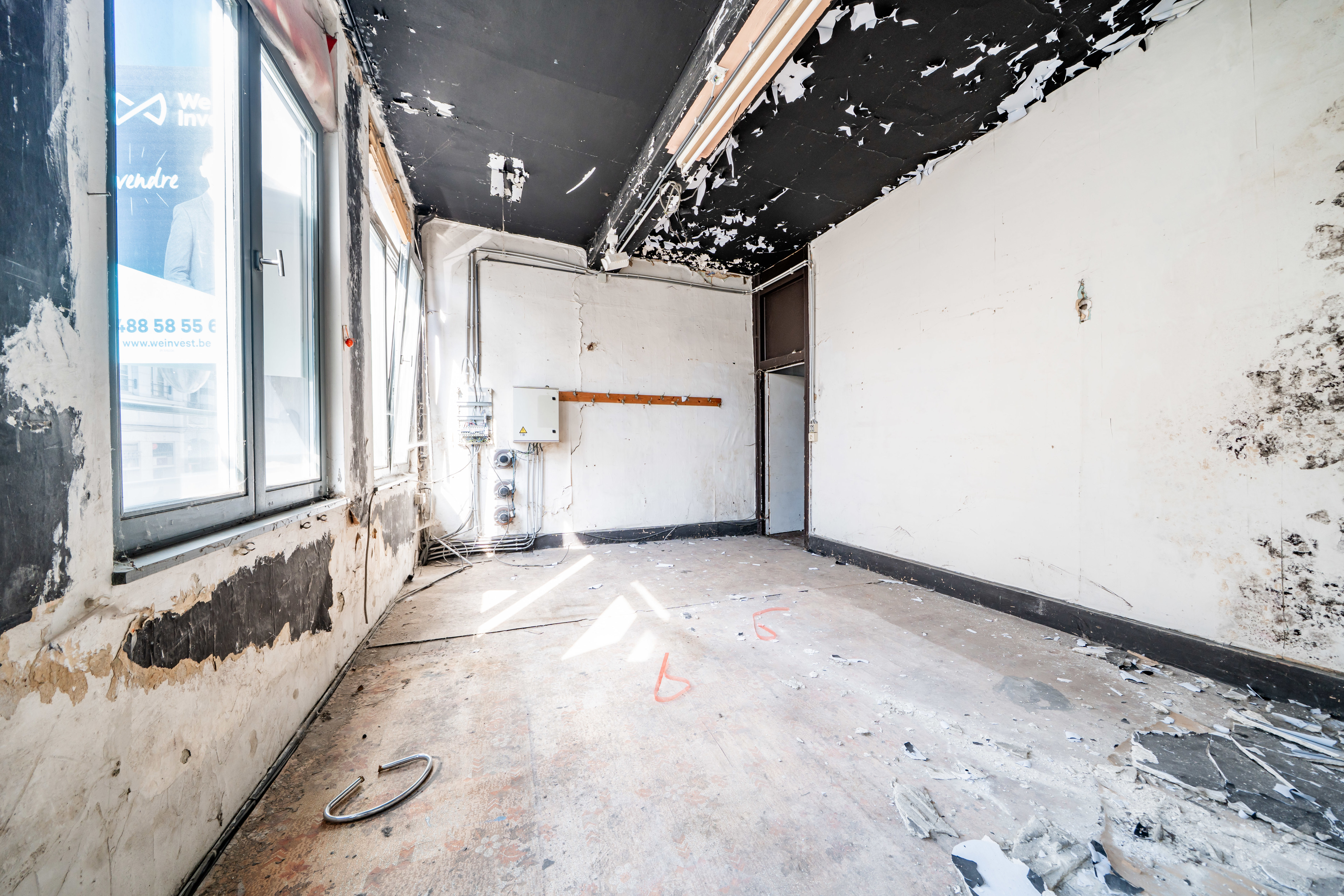 Picture 3 of 4 for Commercial building in Mons