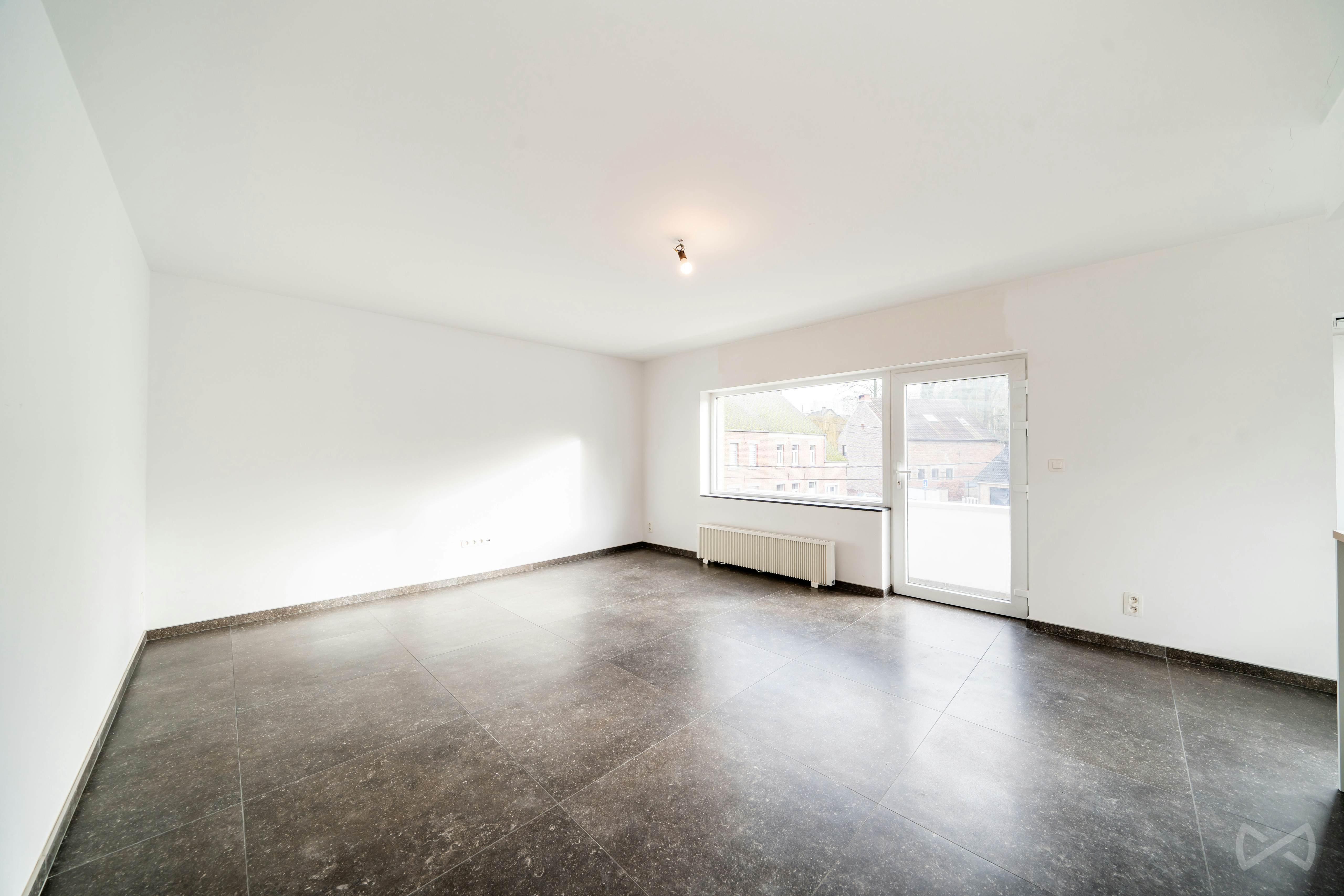 Photo 5 sur 4 pour Immeuble mixte de cinq chambres à Orp-jauche