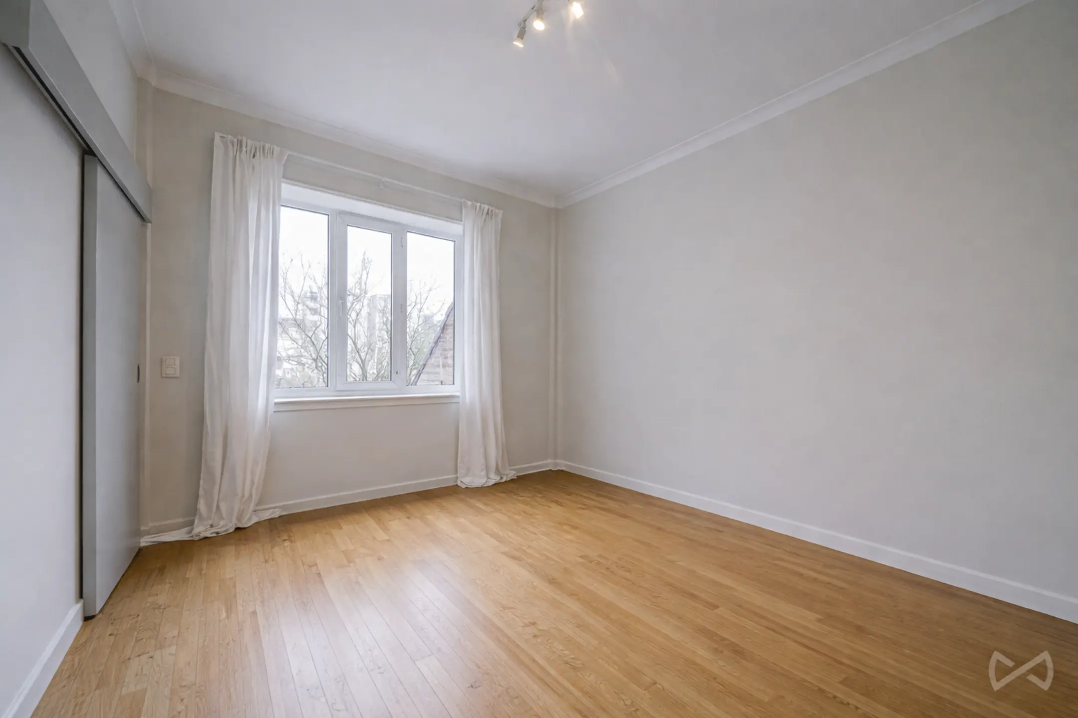 Picture 3 of 4 for Flat with four bedrooms in Brussels