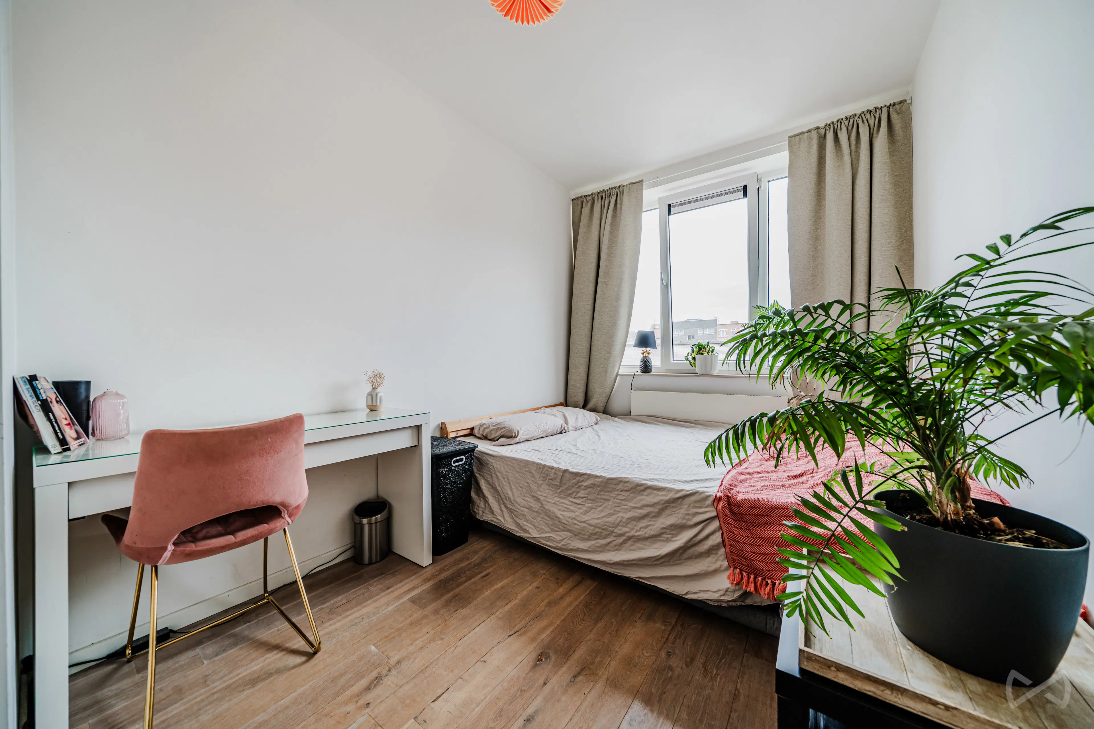 Picture 3 of 4 for Flat with four bedrooms in Molenbeek-saint-jean