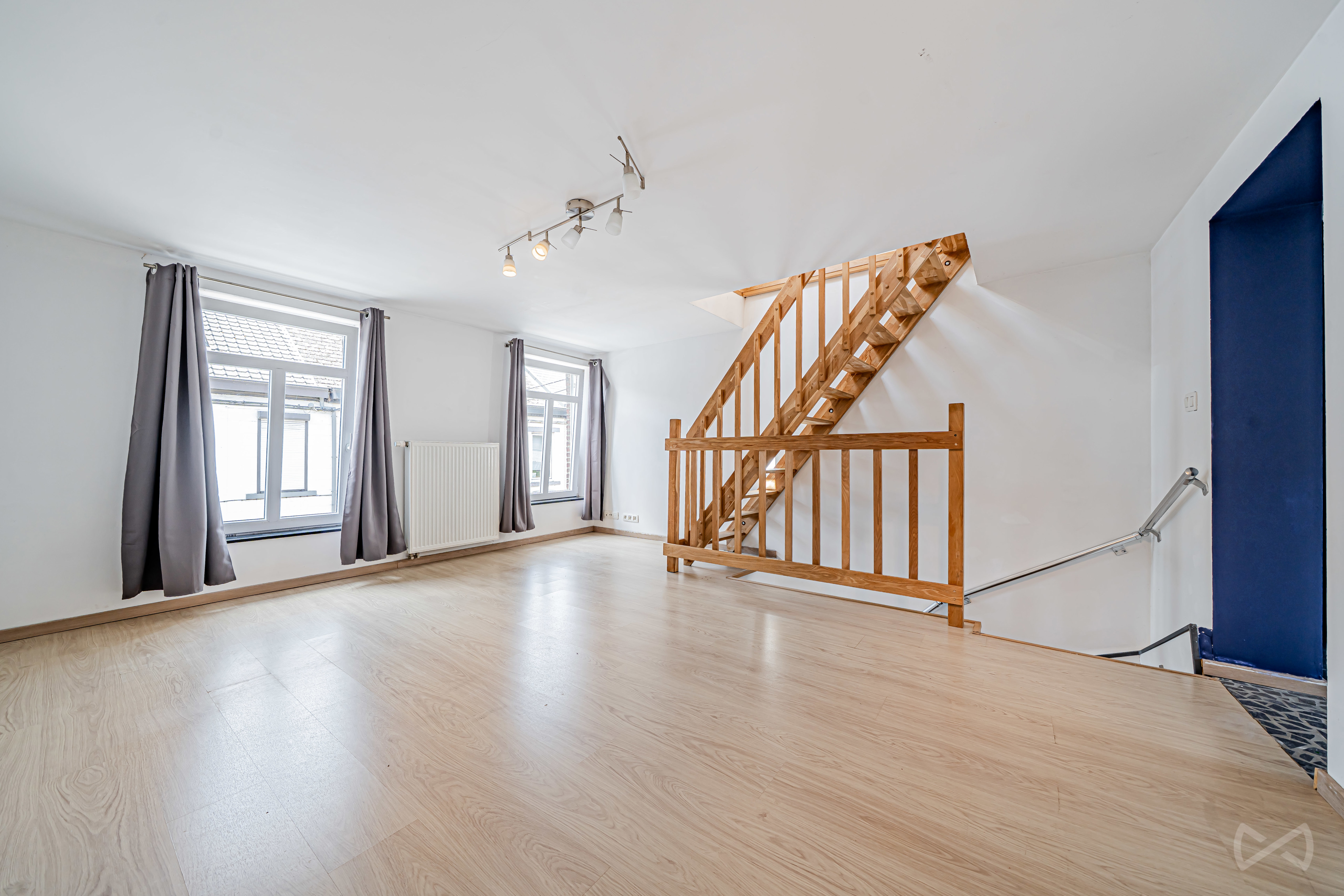 Photo 1 sur 4 pour Maison de trois chambres à Fontainel'Evêque Forchiesla-Marche