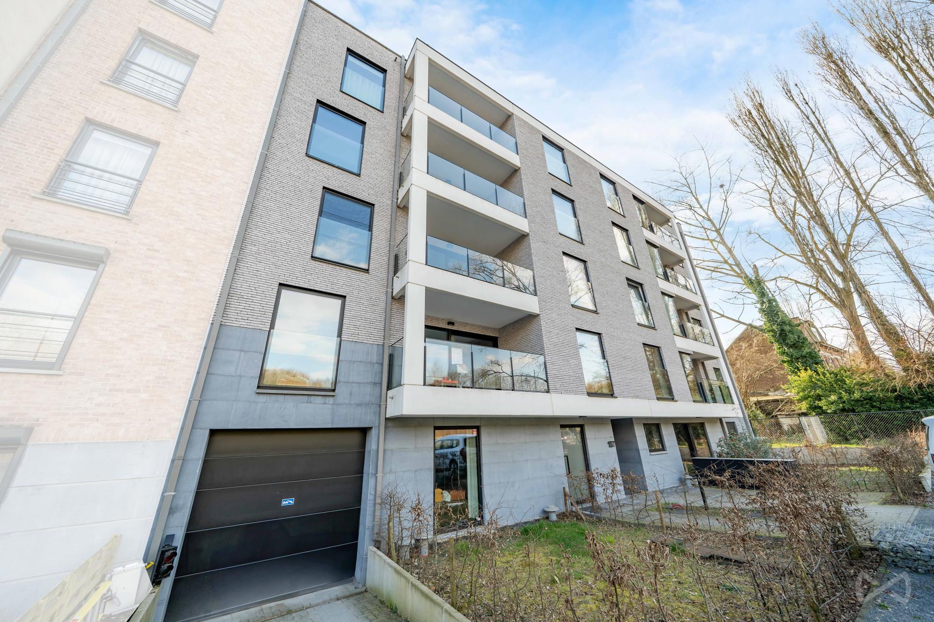 Foto 4 van 4 van Appartement met drie slaapkamers in Molenbeek-saint-jean