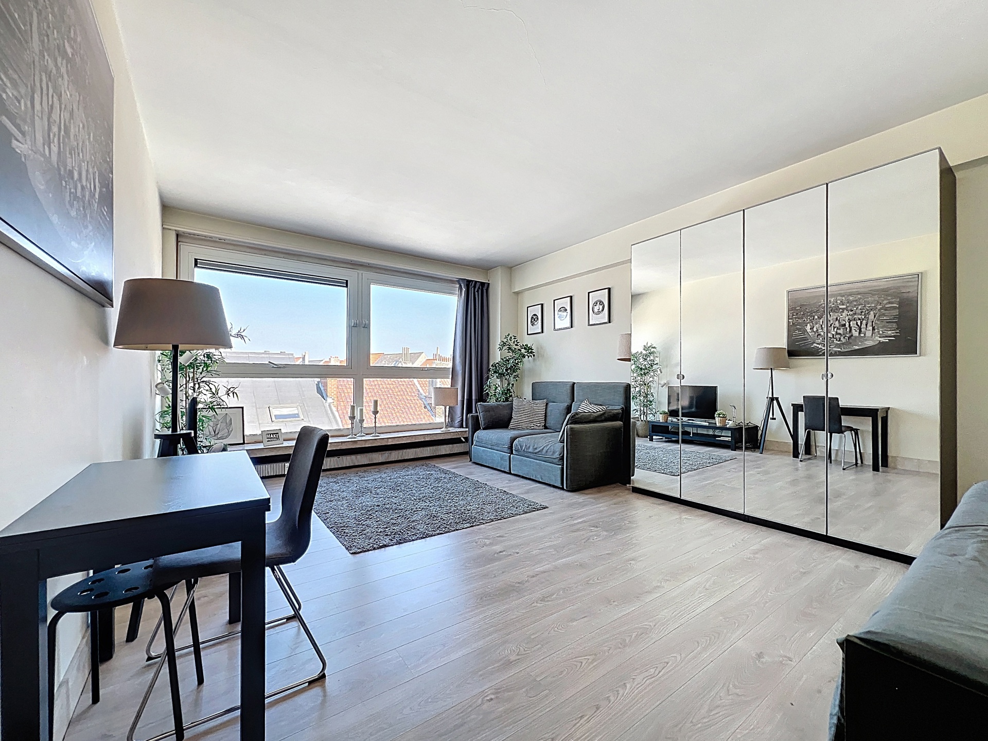 Picture 2 of 3 for Studio in Ixelles