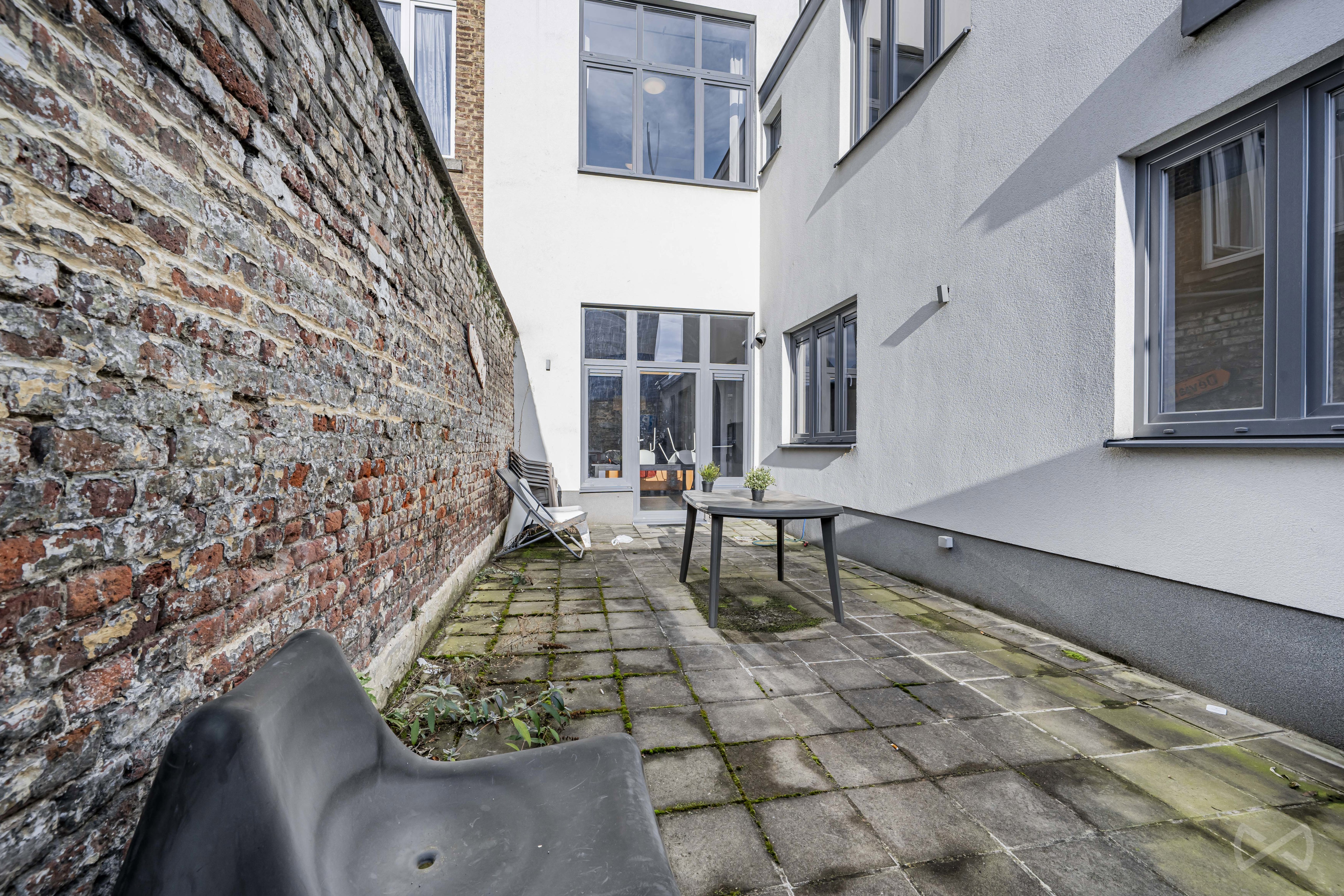 Photo 3 sur 4 pour Immeuble à appartements de neuf chambres à Liège