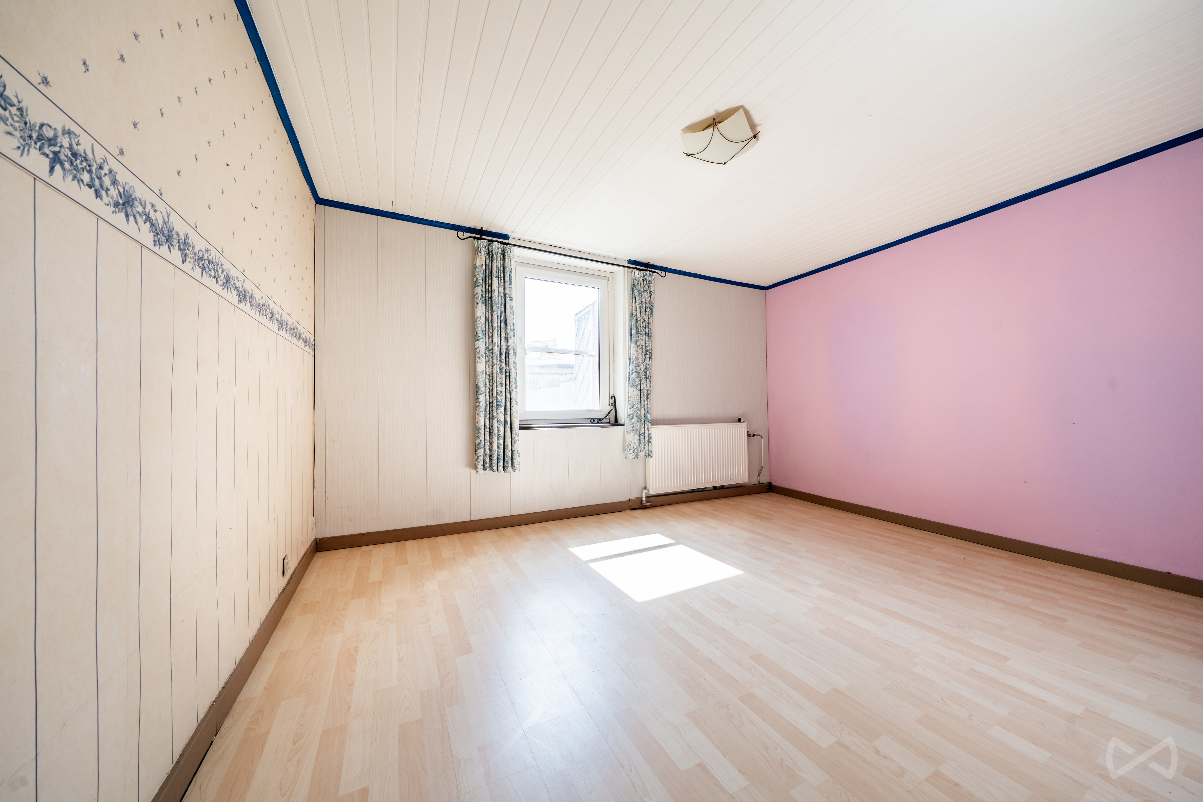 Foto 3 van 4 van Huis met vijf slaapkamers in Braine-l'Alleud