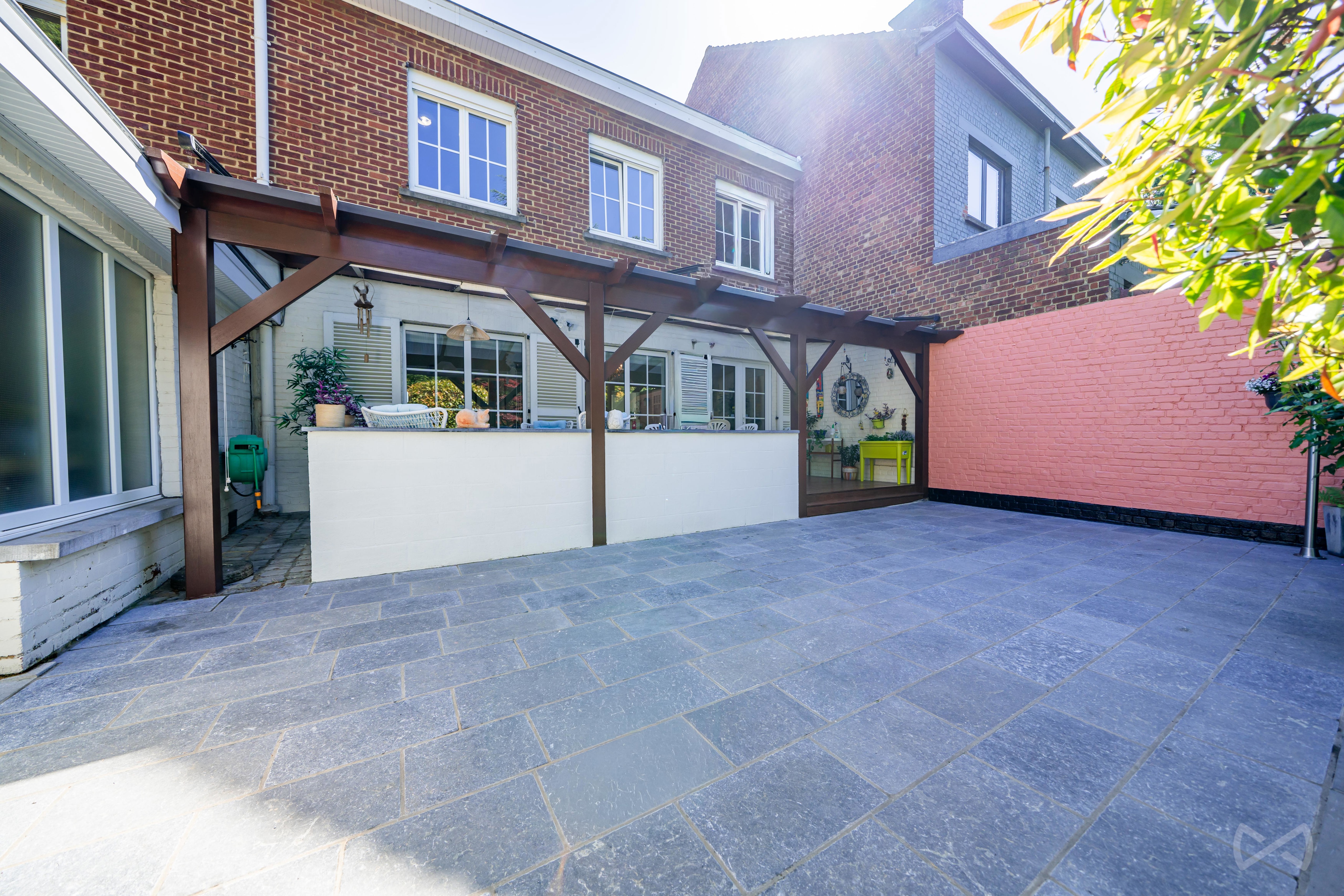 Picture 1 of 4 for Charming house with four bedrooms in Mons
