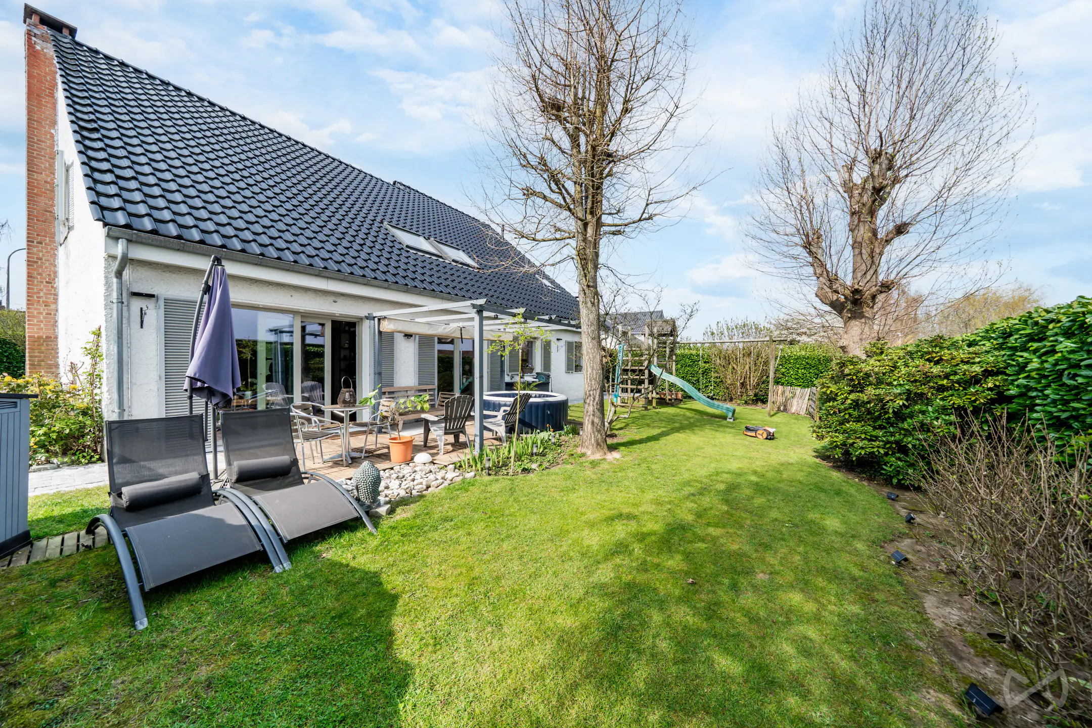 Picture 1 of 4 for Villa with six bedrooms in Ophain-bois-seigneur-isaac