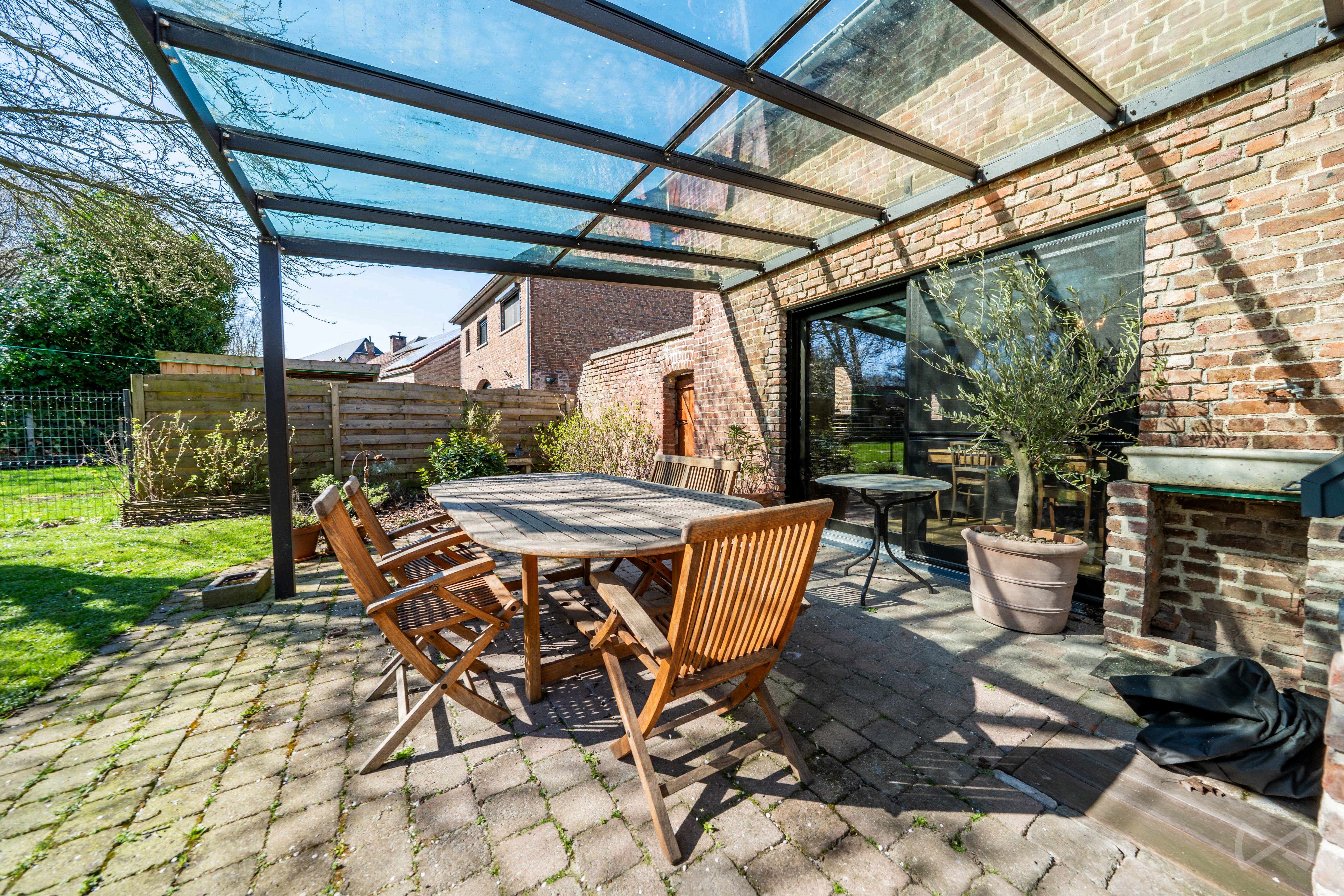 Photo 3 sur 4 pour Villa de sept chambres à Faimes