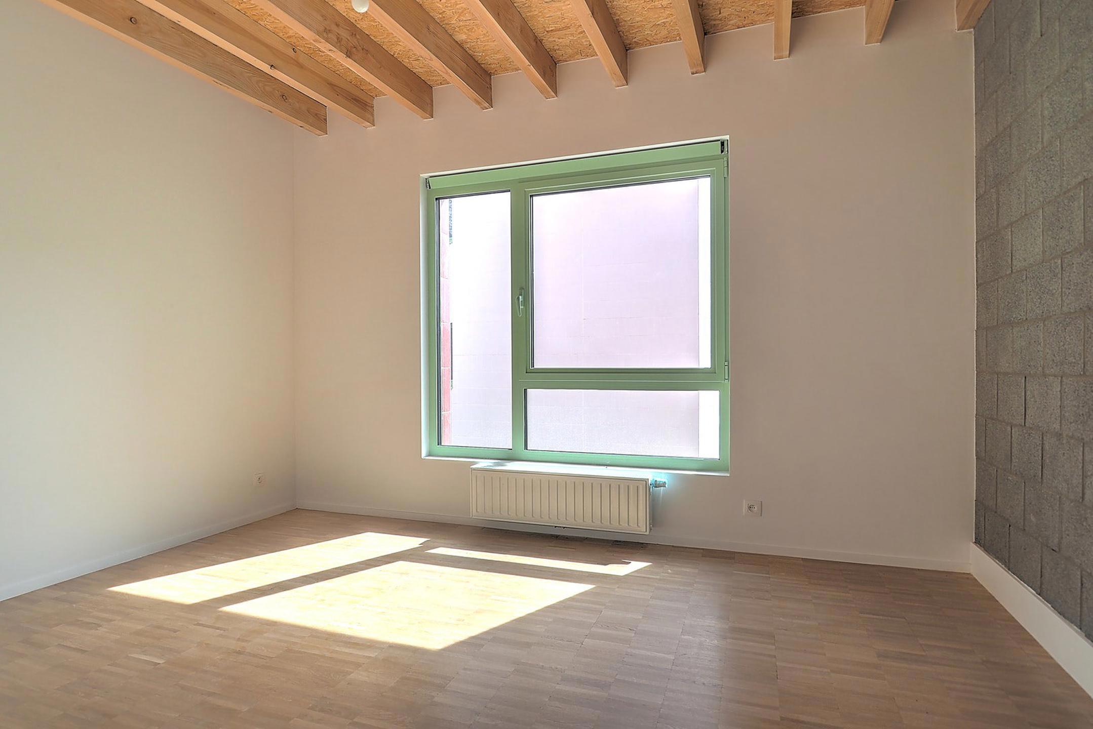 Picture 2 of 4 for House with five bedrooms in Molenbeek-Saint-Jean