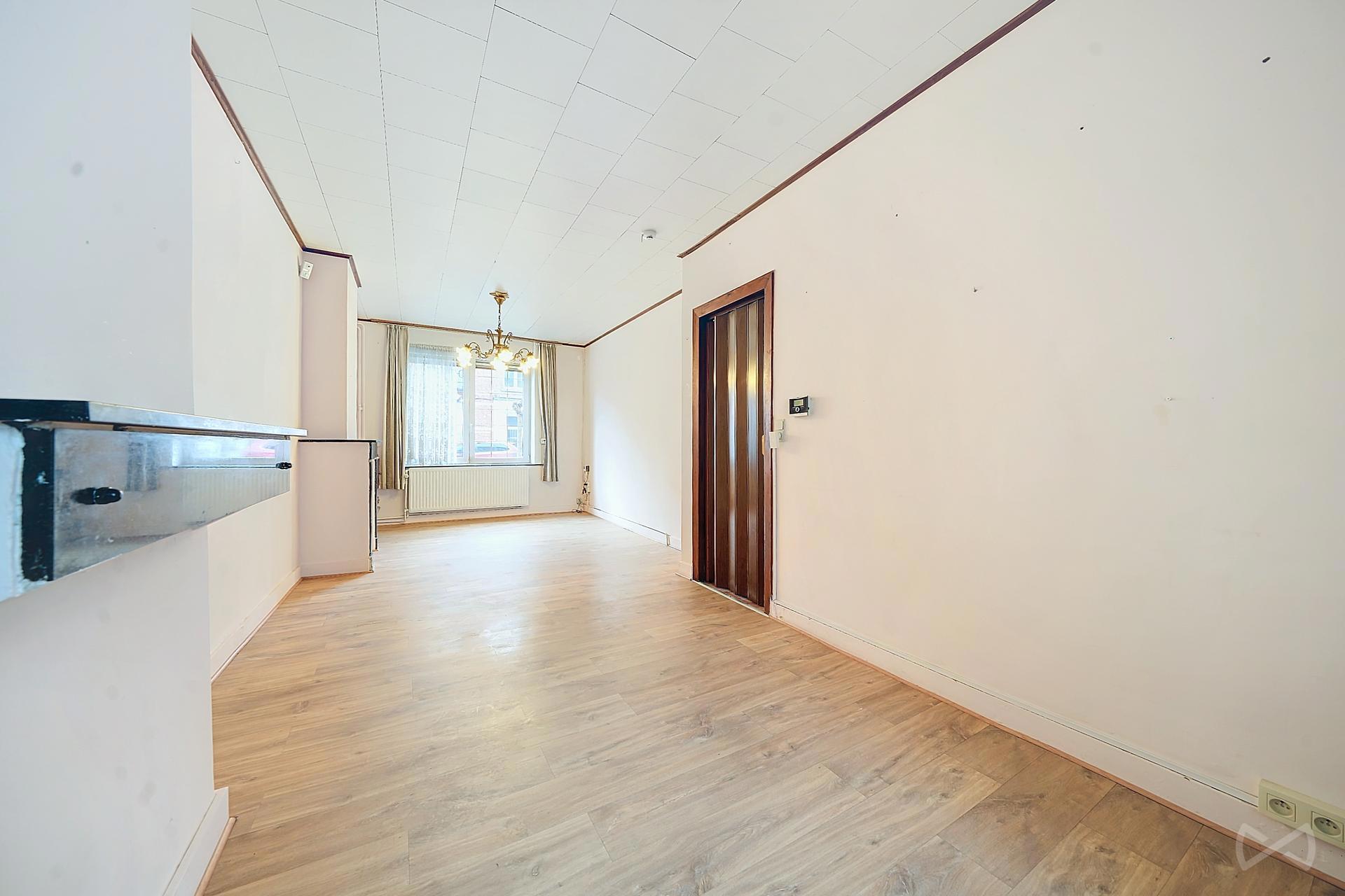 Picture 1 of 4 for House with six bedrooms in Anderlecht