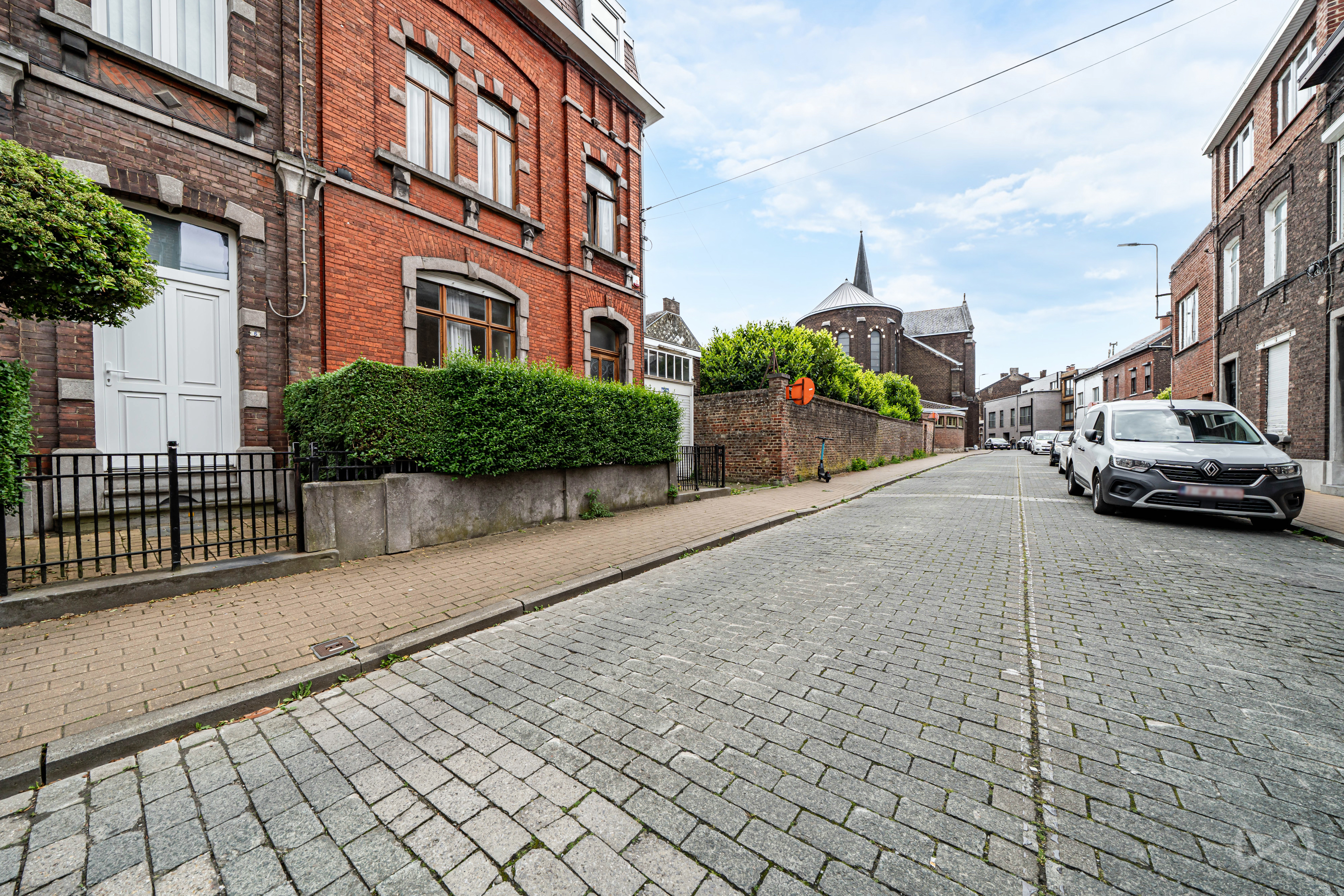 Foto 4 van 4 van Huis met zeven slaapkamers in Montignies-Sur-Sambre