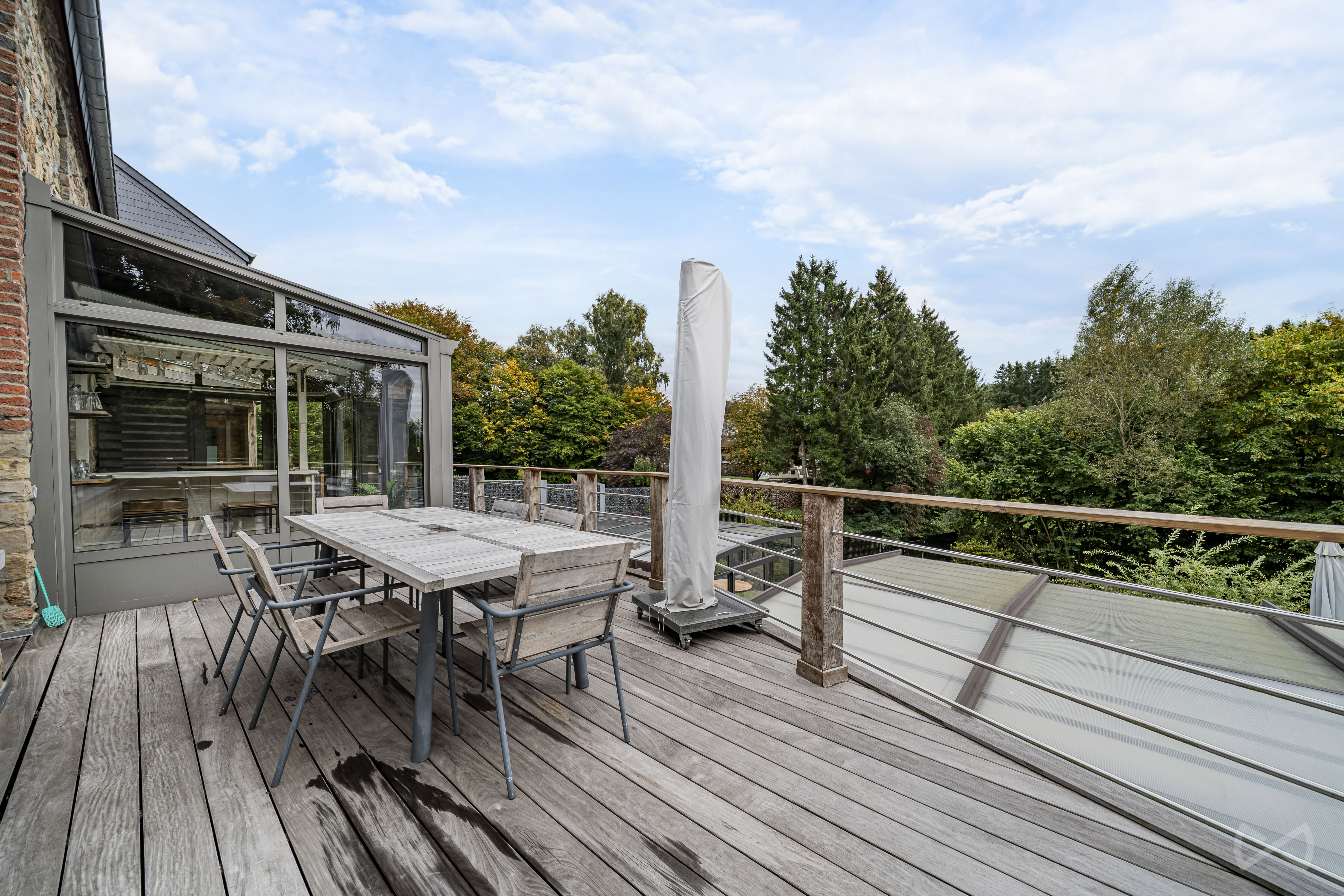 Picture 1 of 4 for House with four bedrooms in Libin Redu