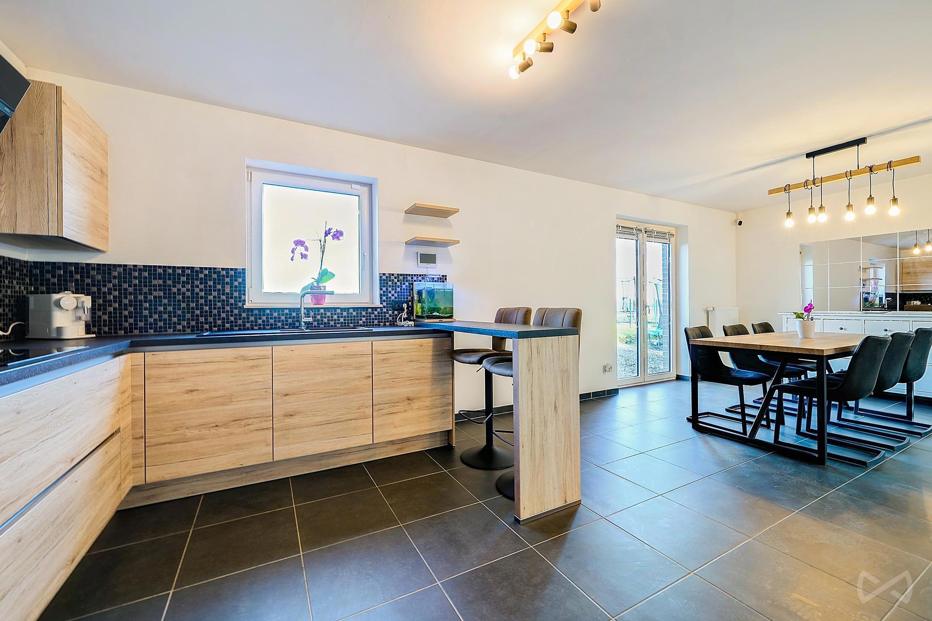 Photo 2 sur 4 pour Maison de trois chambres à Pont-à-celles