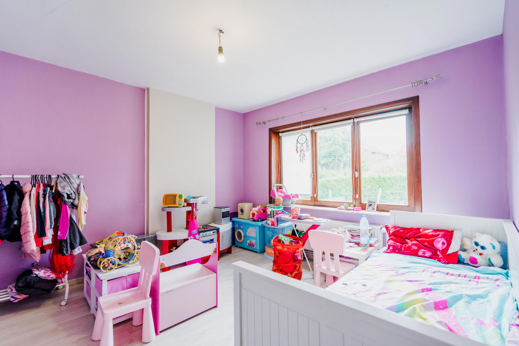 Photo 4 sur 4 pour Maison de quatre chambres à Couillet