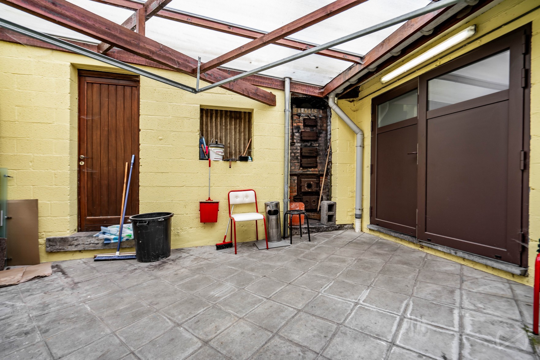 Photo 4 sur 4 pour Immeuble mixte de deux chambres à La Louvière
