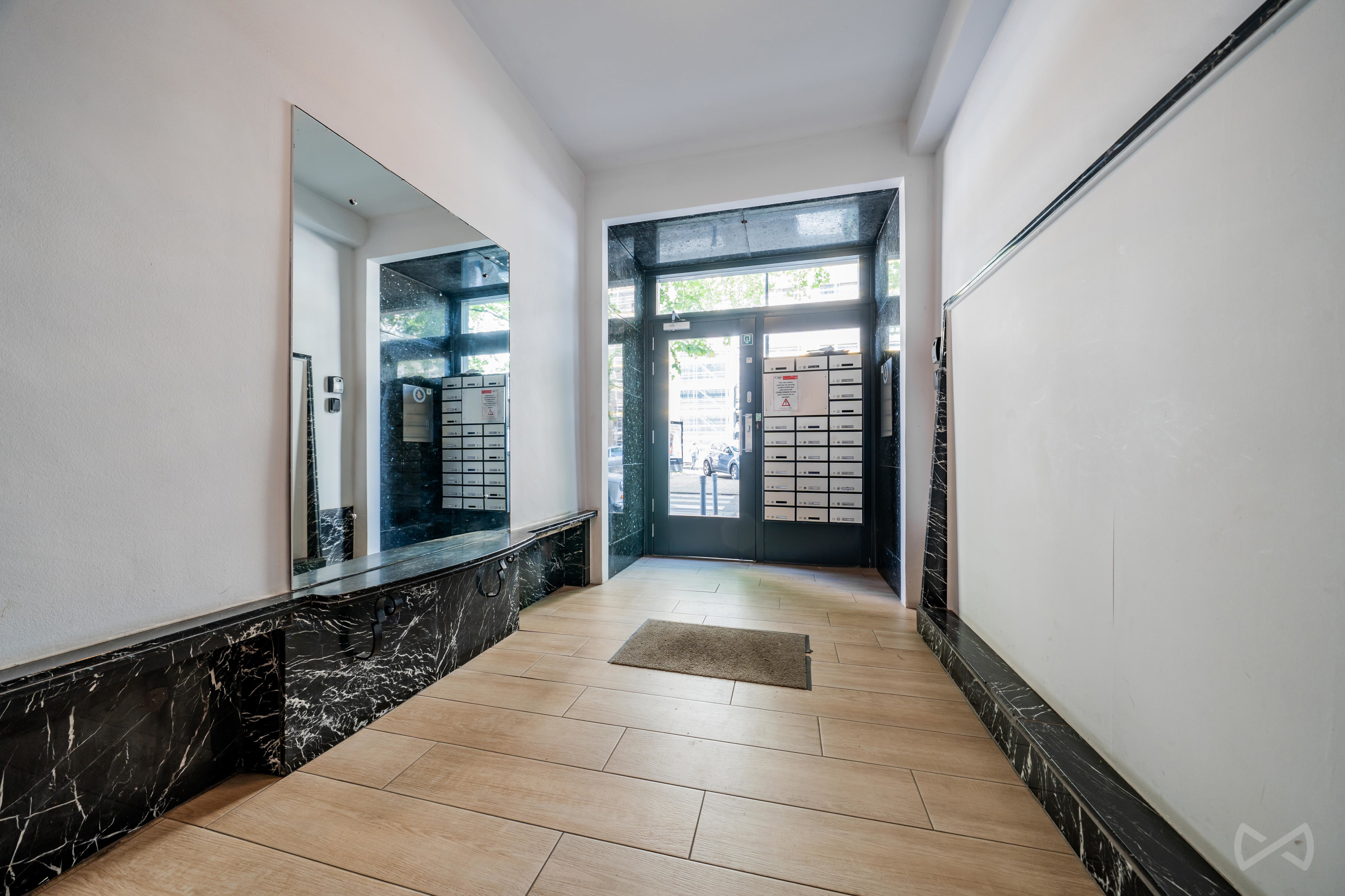 Picture 4 of 4 for Flat with two bedrooms in Charleroi