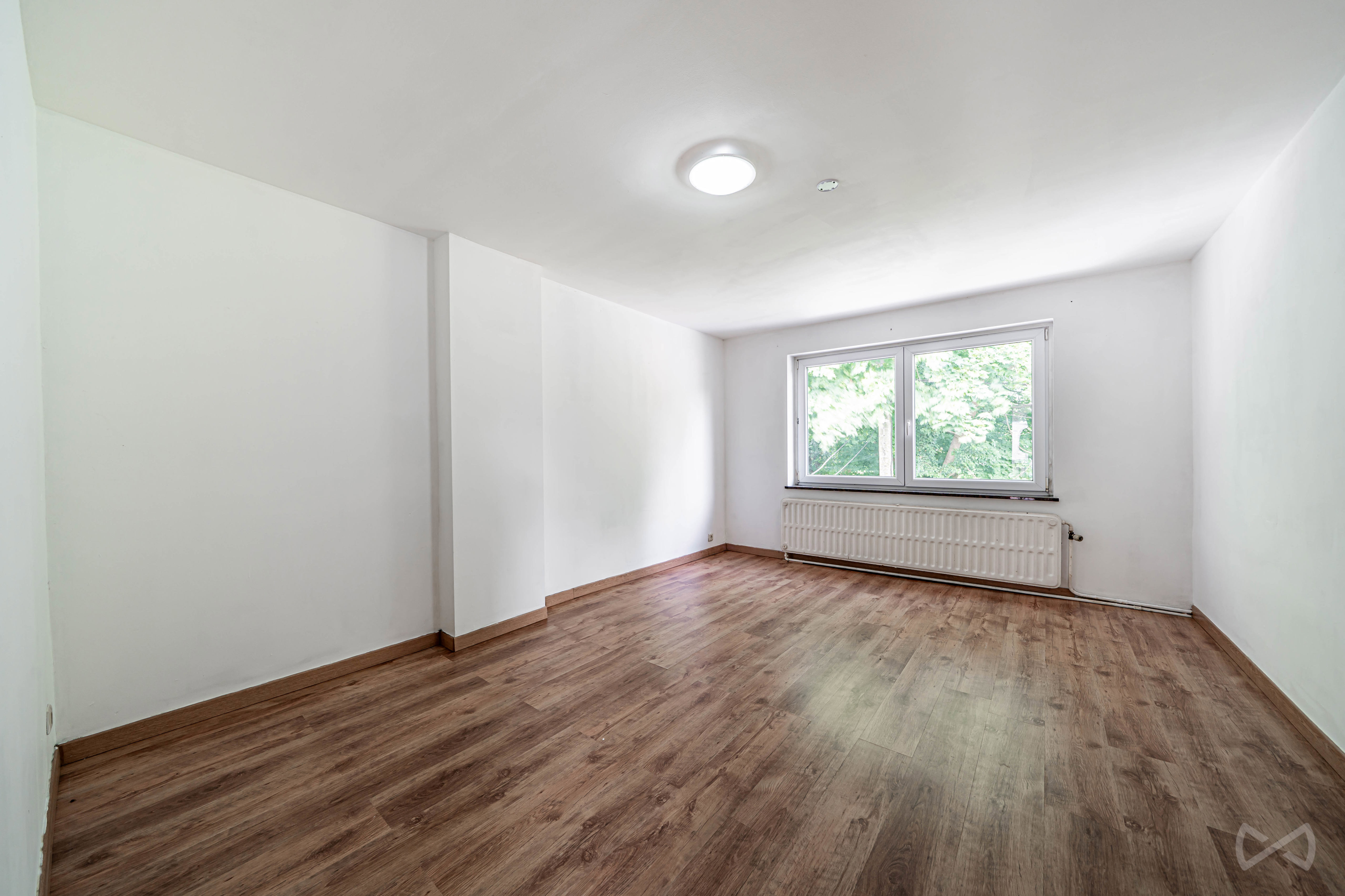 Foto 3 van 4 van Gebouw voor gemengd gebruik met vier slaapkamers in Braine-le-comte
