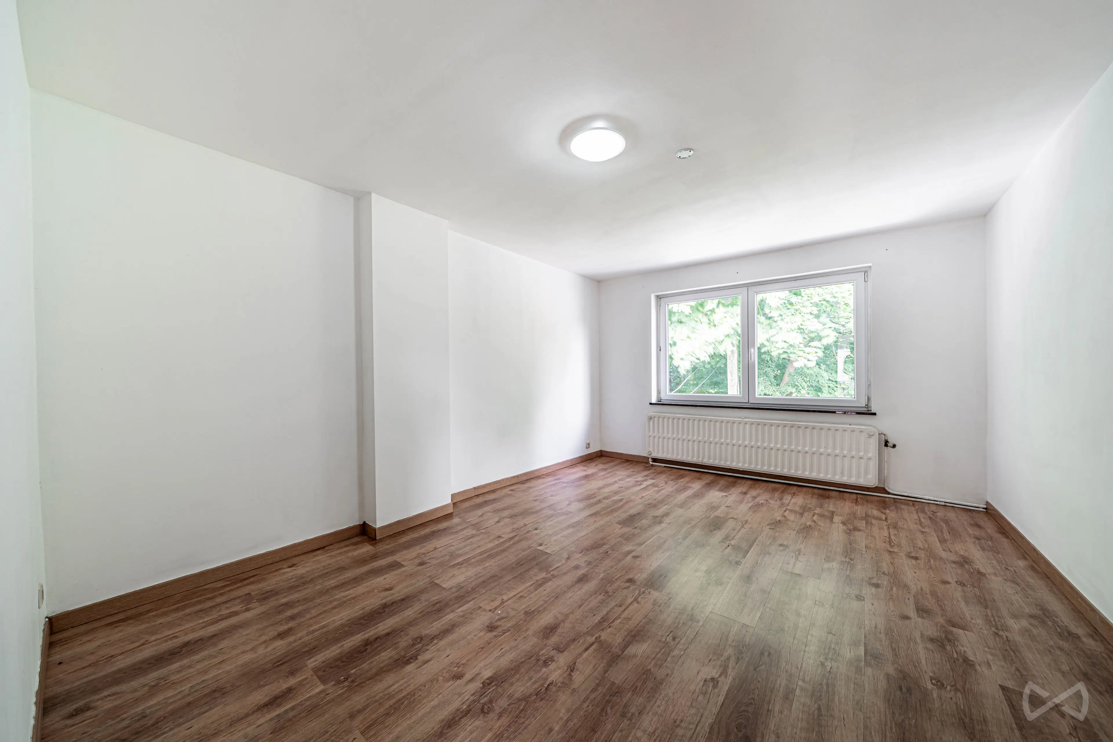 Foto 3 van 4 van Gebouw voor gemengd gebruik met vier slaapkamers in Braine-le-comte