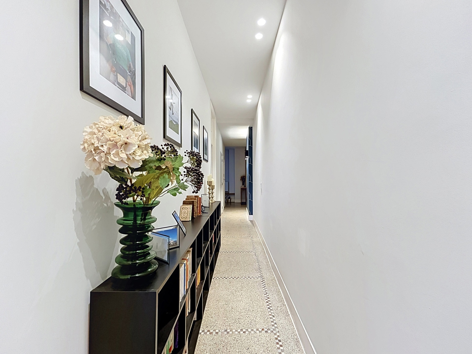 Picture 4 of 4 for Flat with three bedrooms in Ixelles