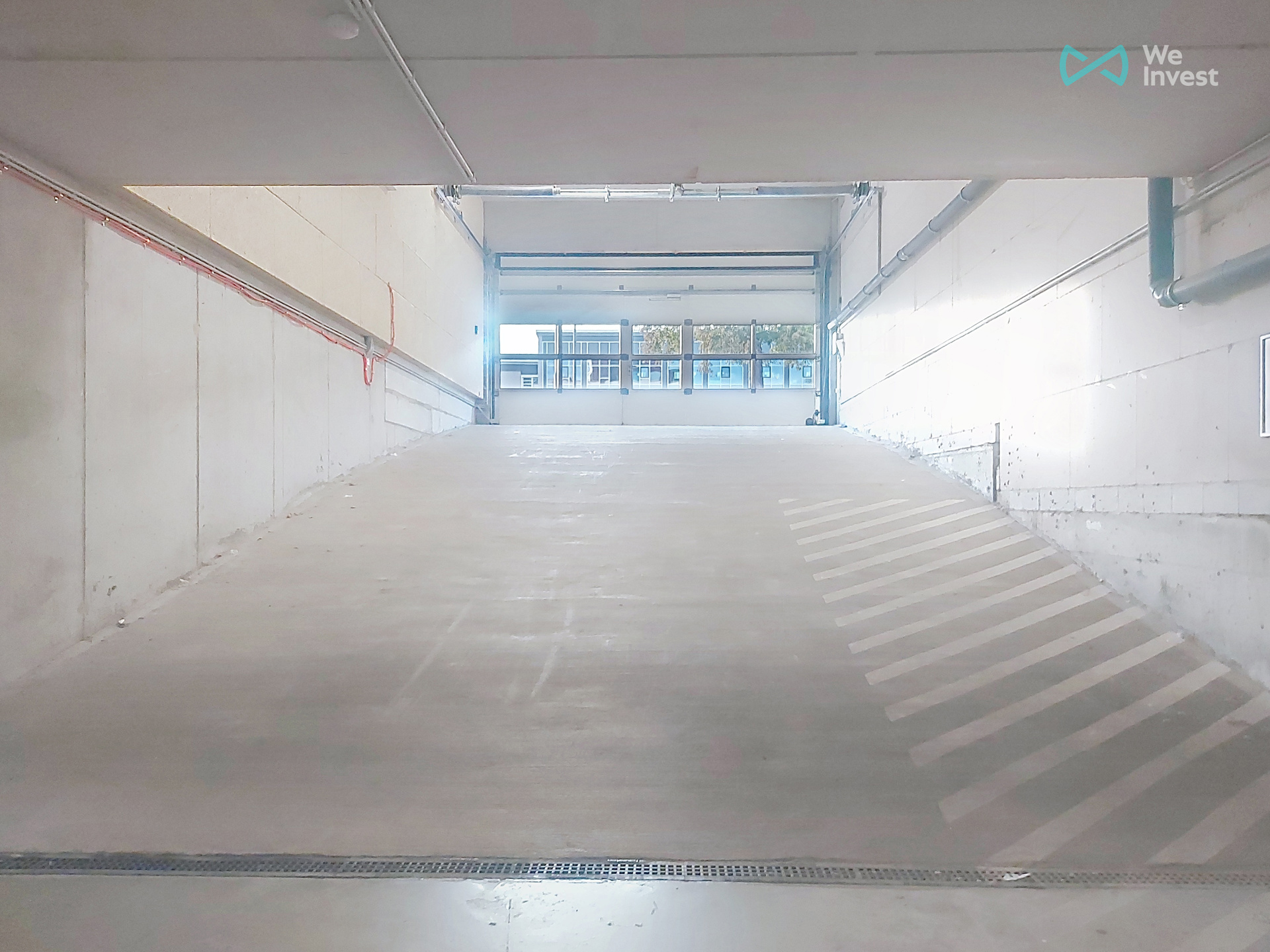 Picture 2 of 3 for Indoor parking in Mons