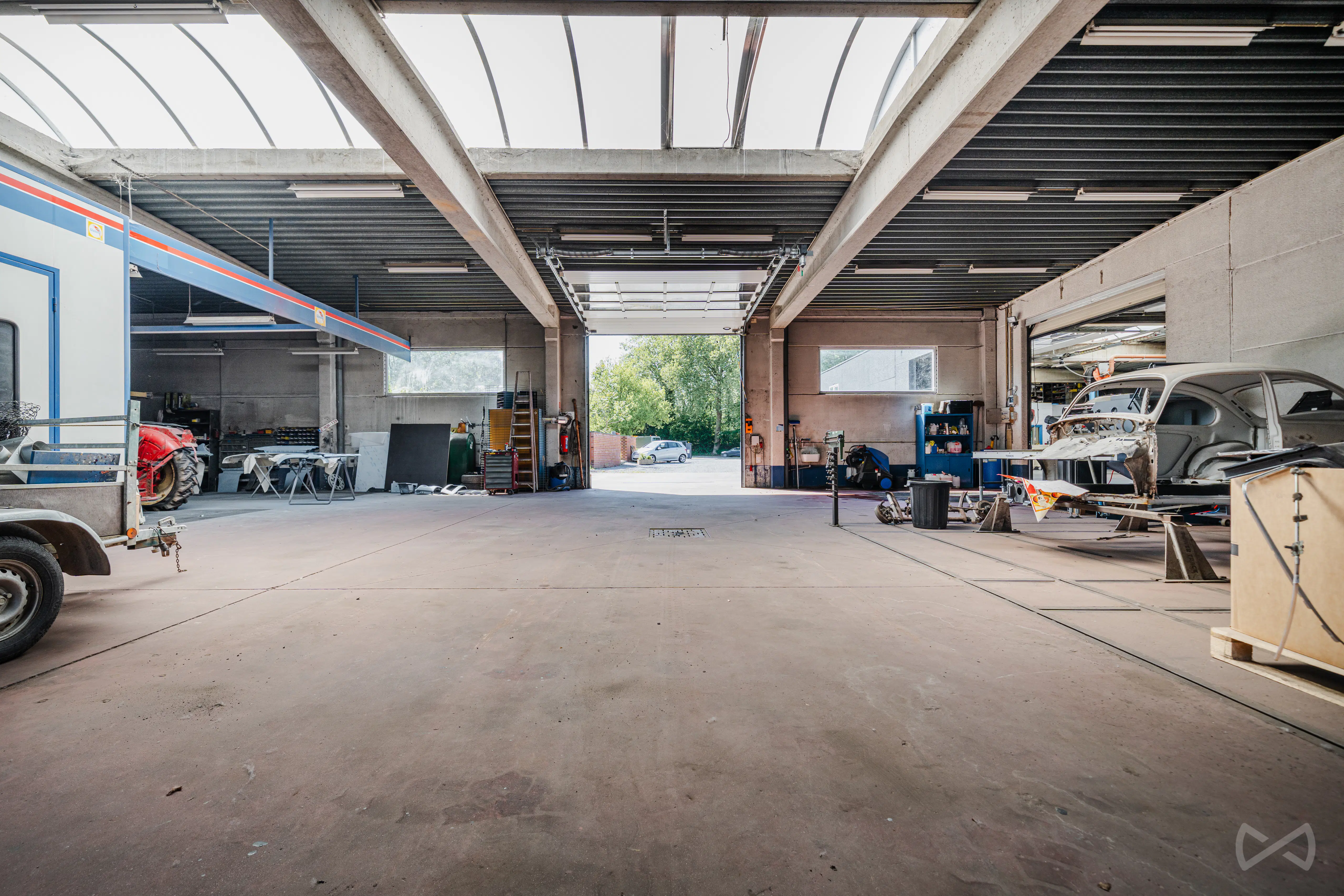 Picture 1 of 4 for Office and warehouse in Soignies Casteau