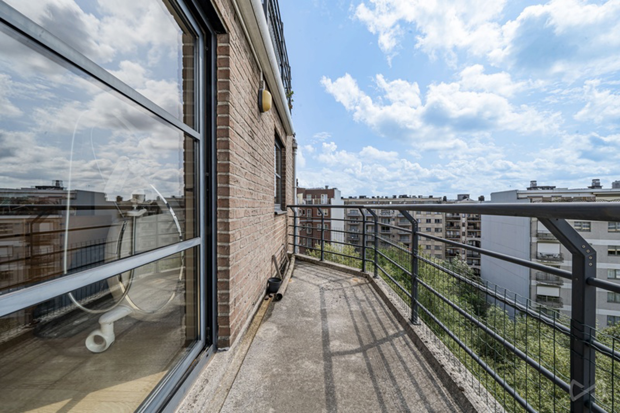 Picture 2 of 4 for Penthouse with four bedrooms in Koekelberg