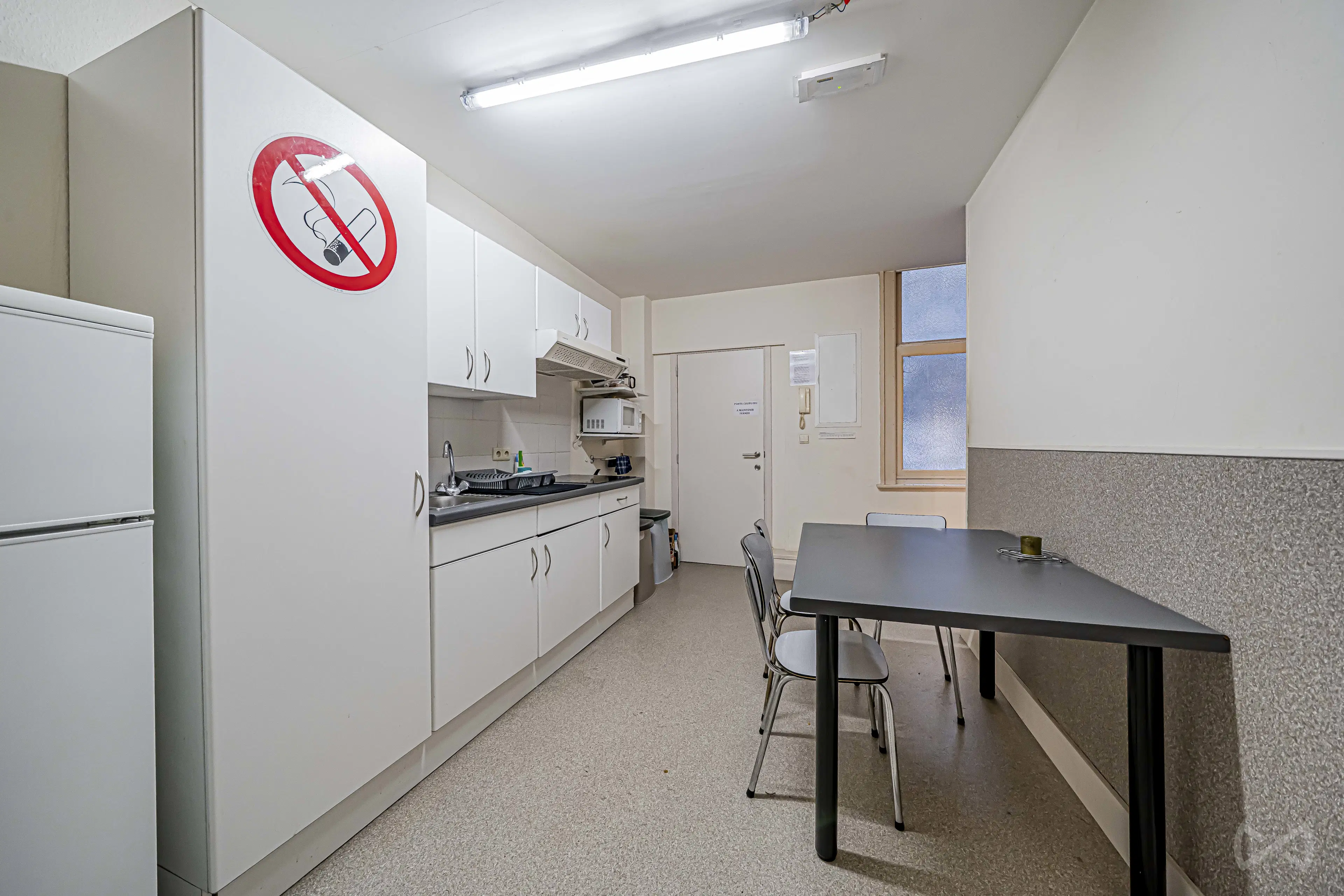 Photo 4 sur 4 pour Immeuble mixte de huit chambres à Namur