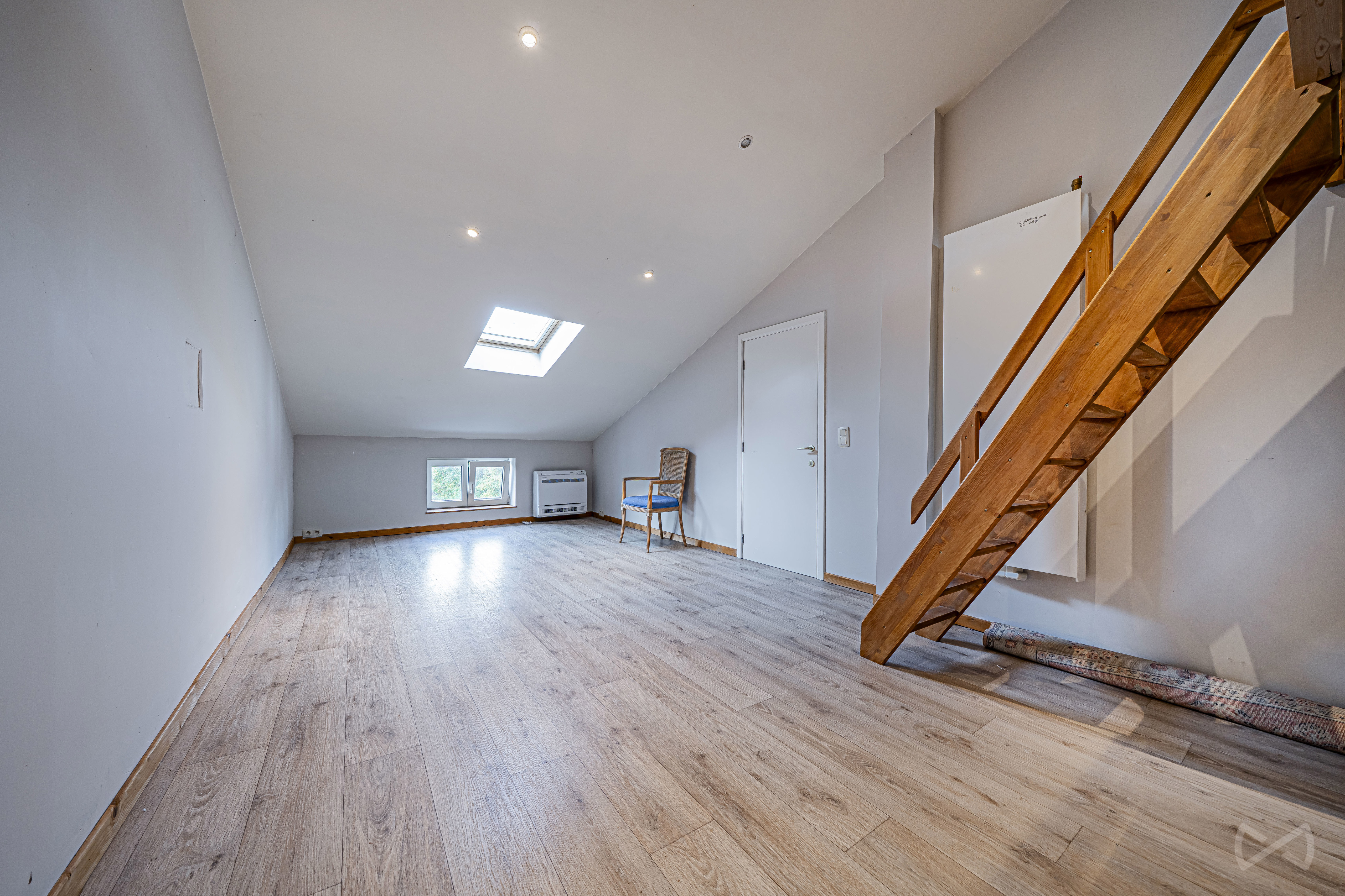 Photo 1 sur 4 pour Maison de six chambres à Jodoigne