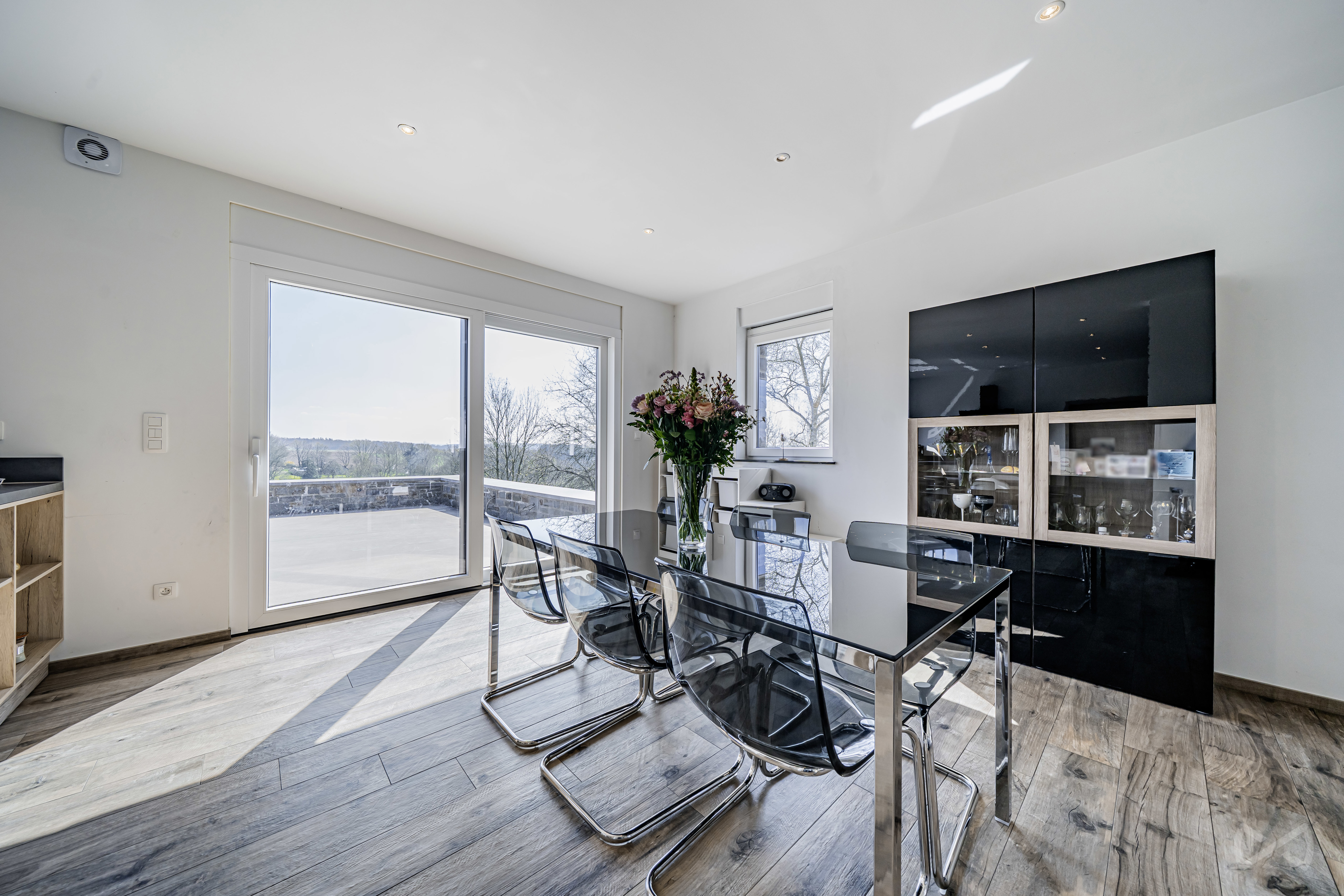 Photo 3 sur 4 pour Maison de quatre chambres à Ouffet