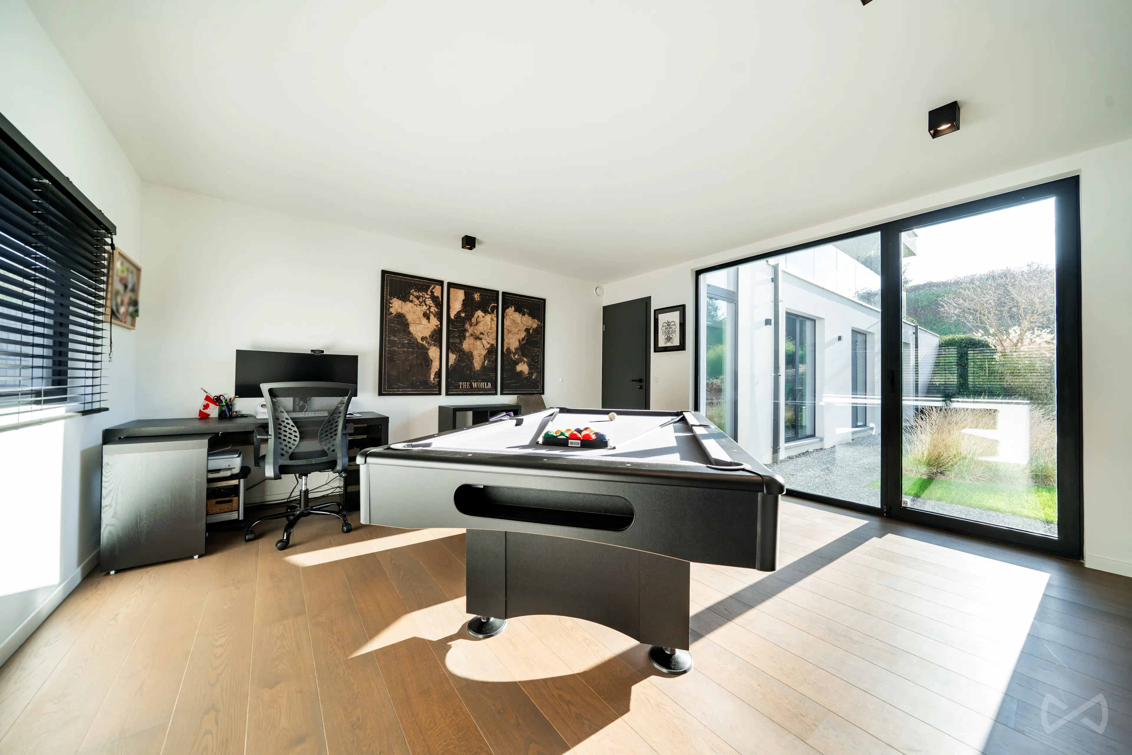 Picture 1 of 4 for House with five bedrooms in Yvoir