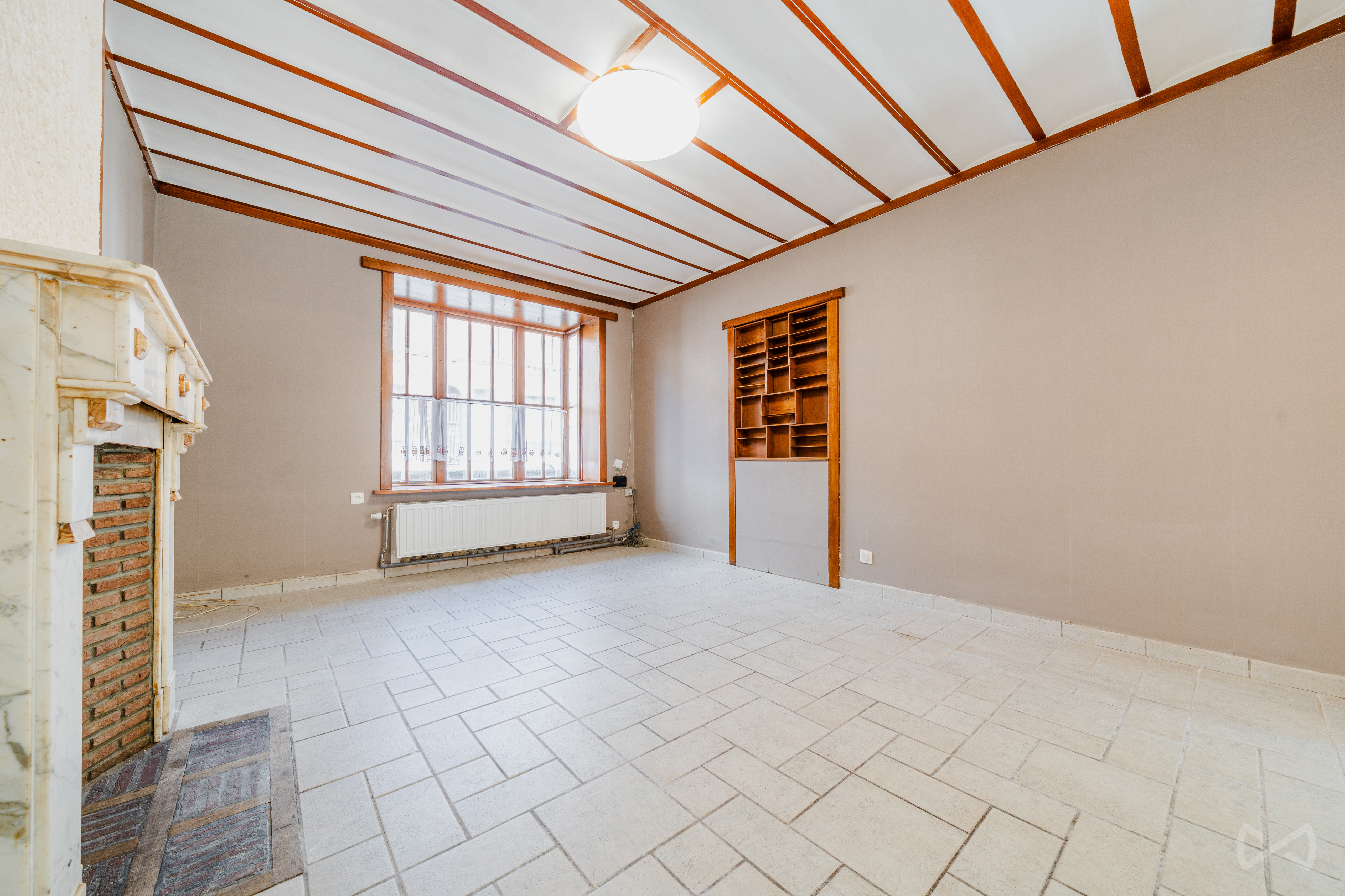 Foto 3 van 4 van Huis met drie slaapkamers in Montignies-sur-Sambre