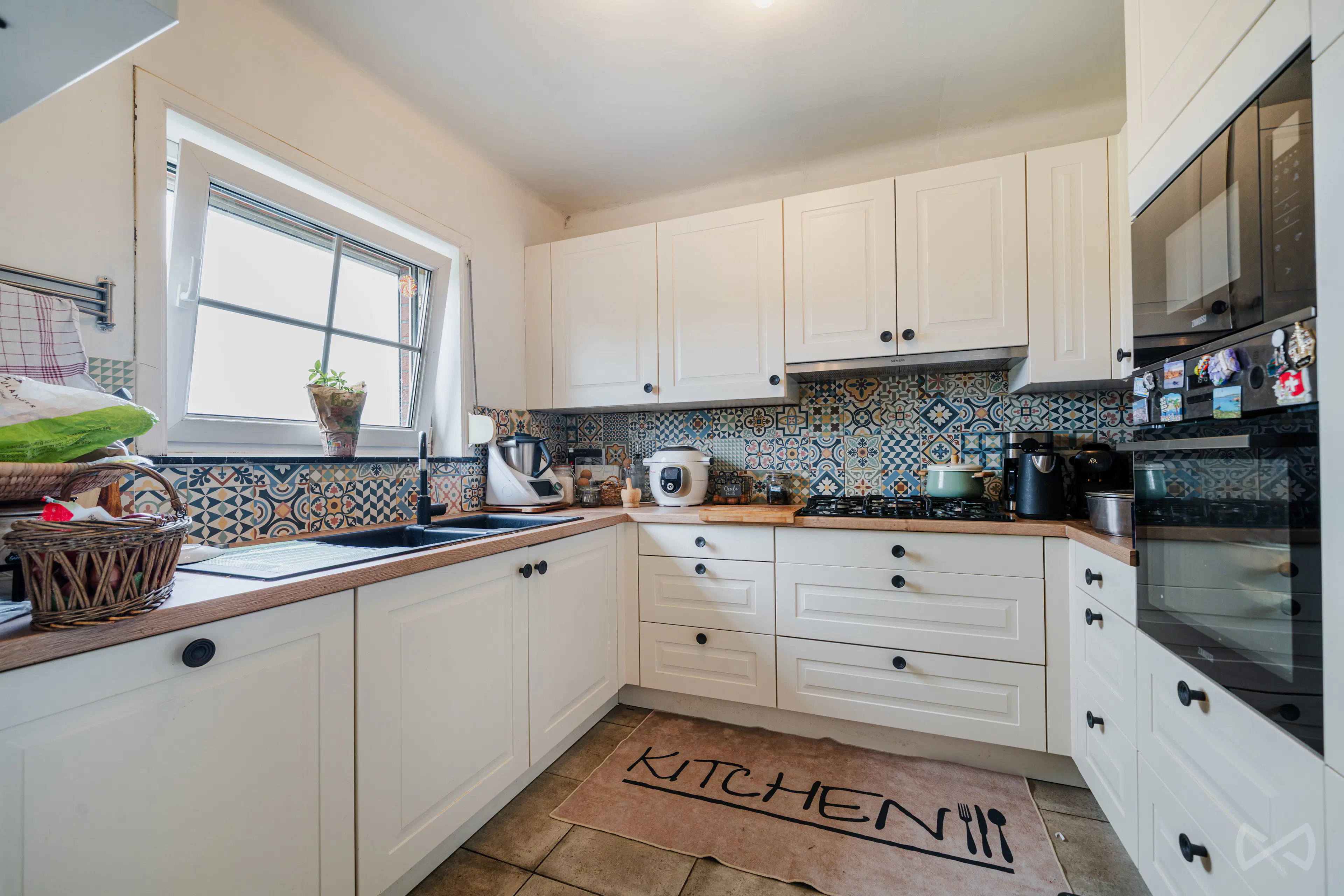 Picture 2 of 4 for Villa with three bedrooms in Seneffe Familleureux