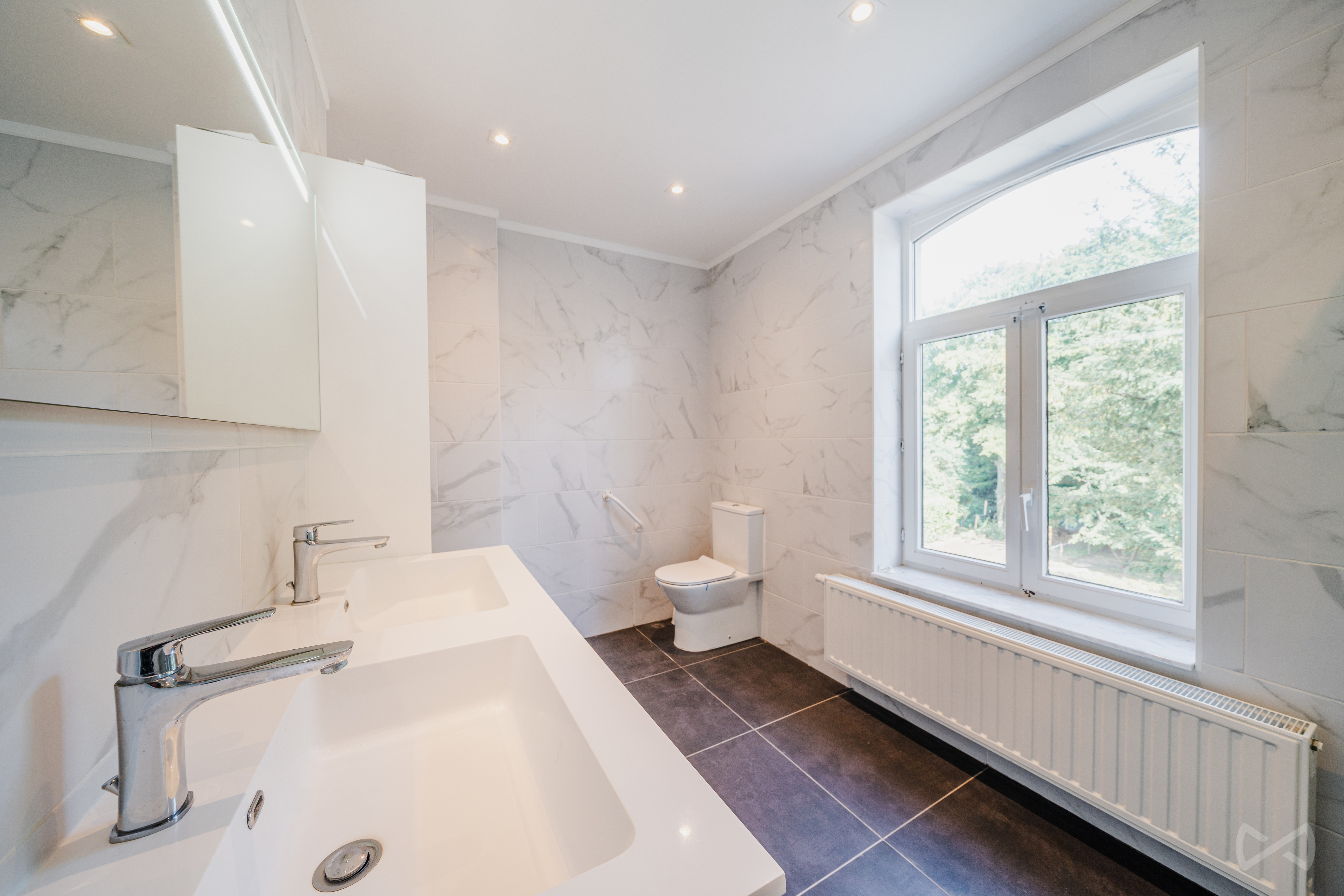 Photo 1 sur 4 pour Maison de cinq chambres à Limal