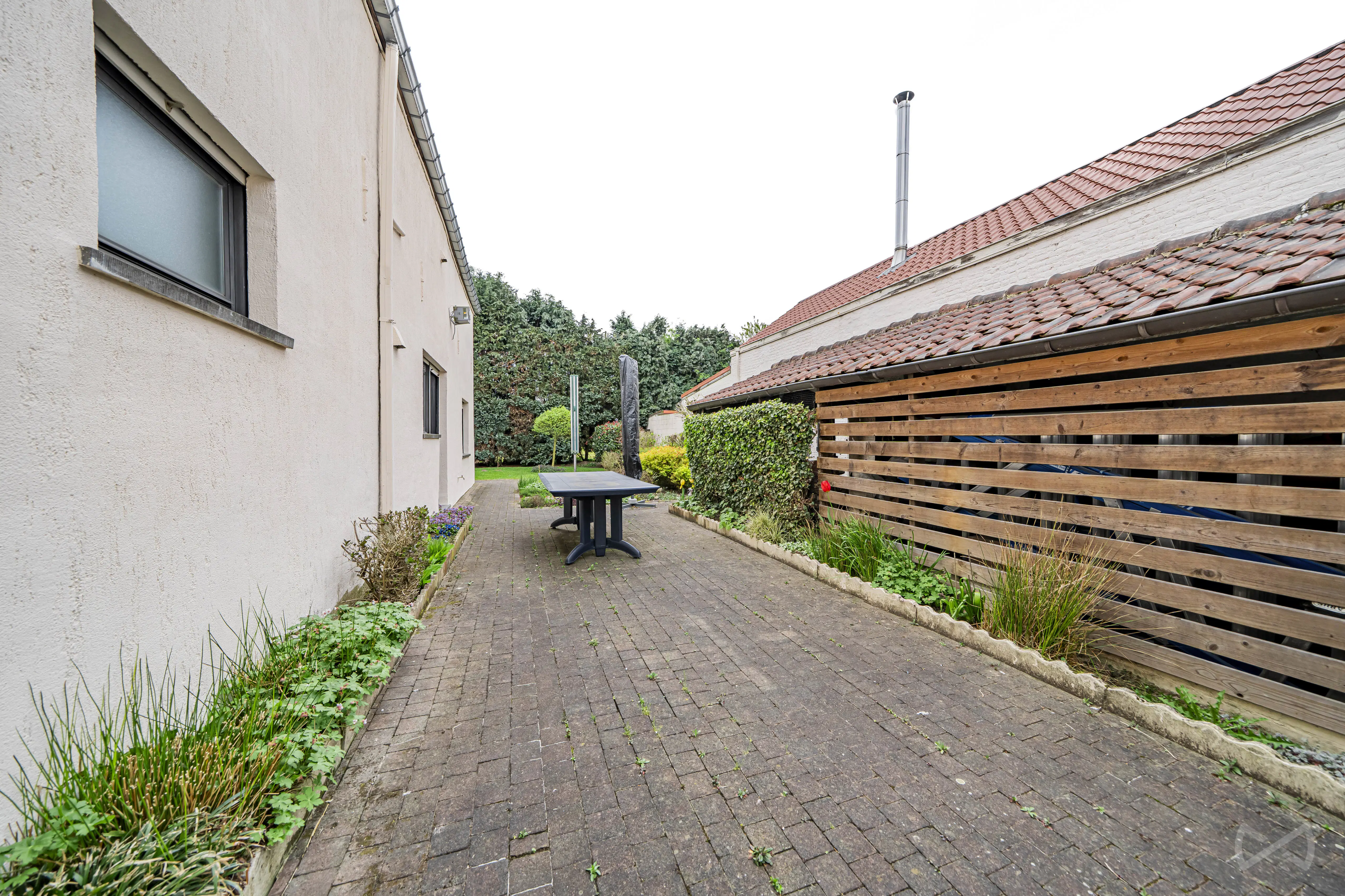 Foto 3 van 4 van Villa met vijf slaapkamers in La Louvière Houdeng-Goegnies