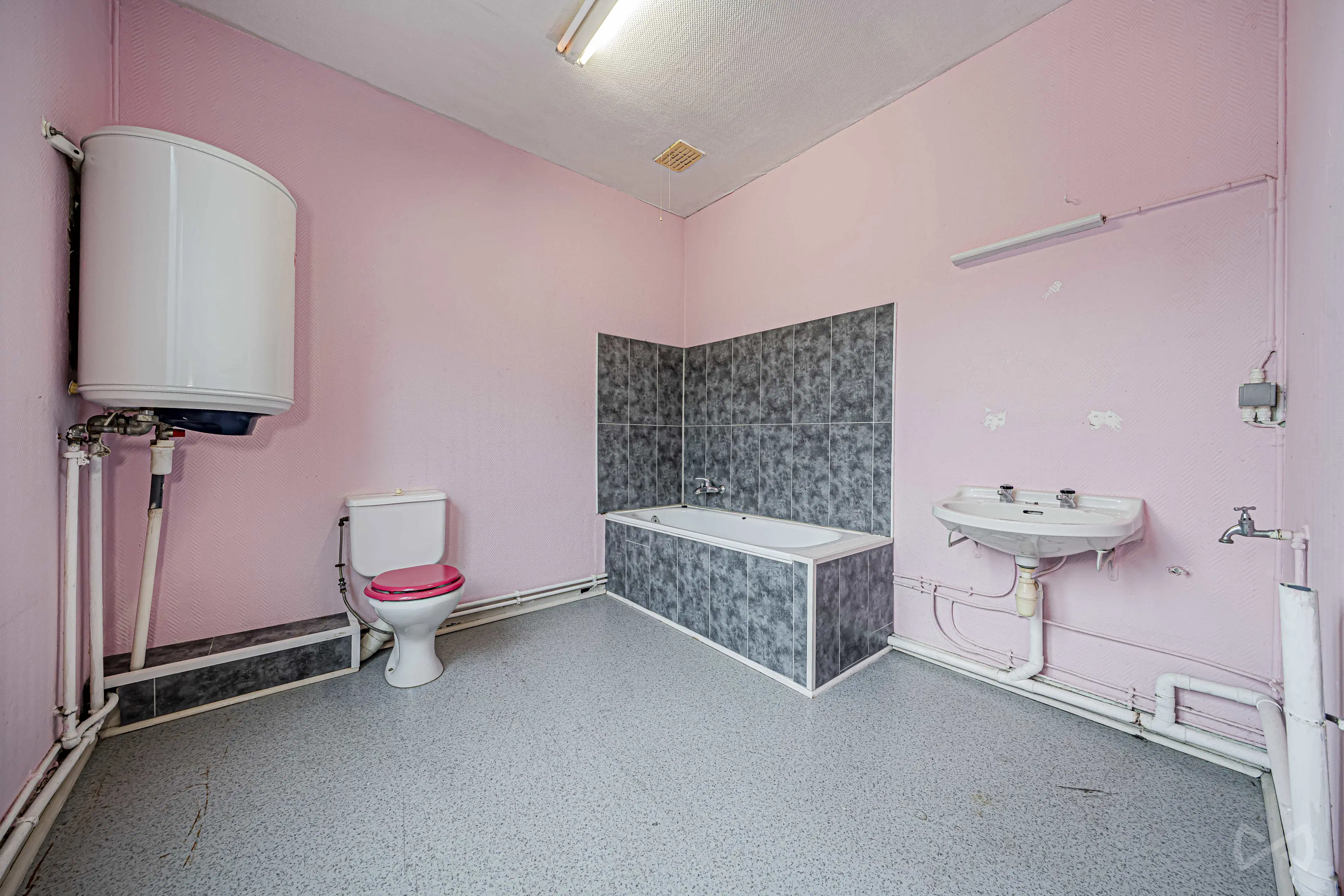 Photo 1 sur 4 pour Immeuble à appartements de trois chambres à Engis