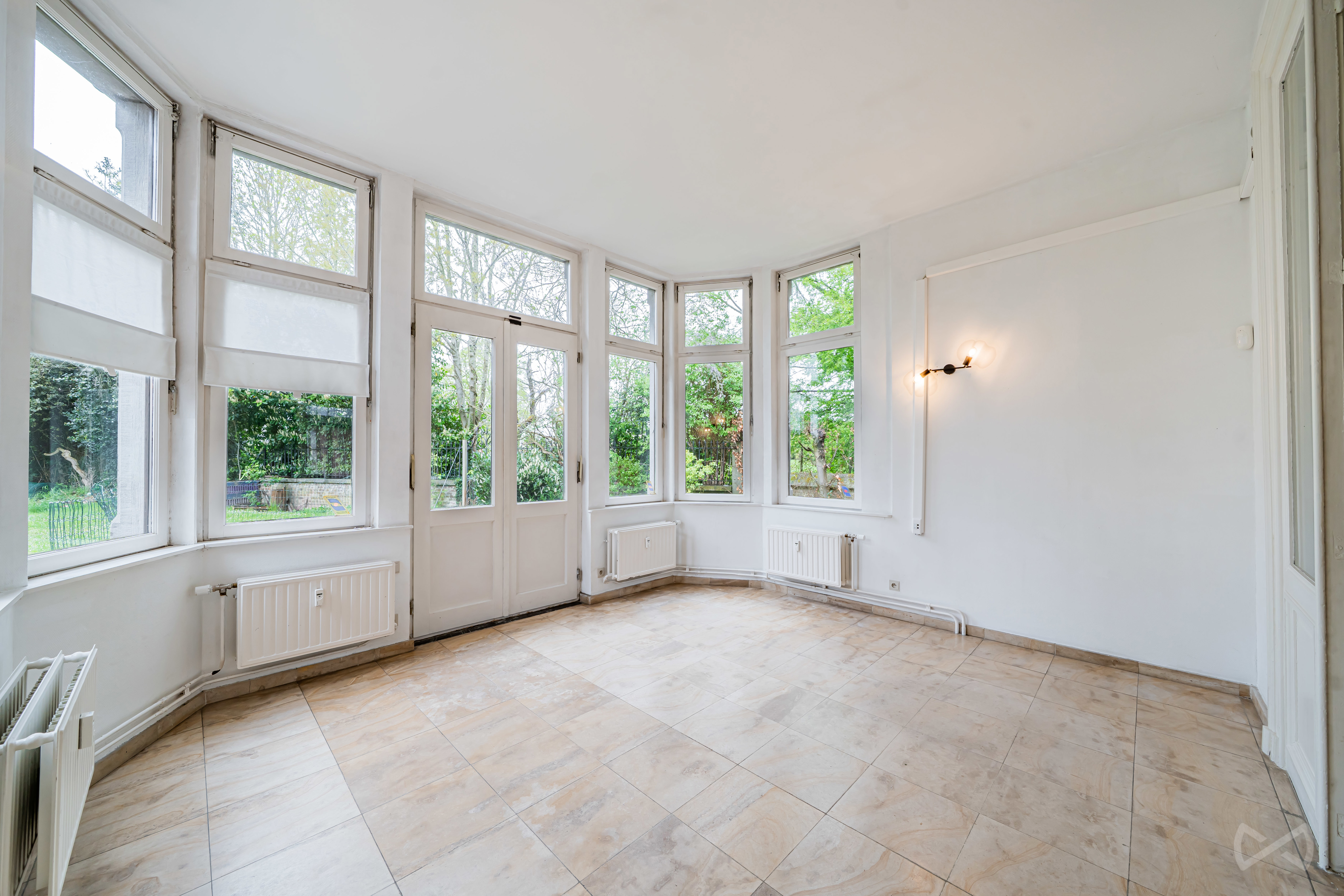 Photo 3 sur 4 pour Maison de quatre chambres à Alleur