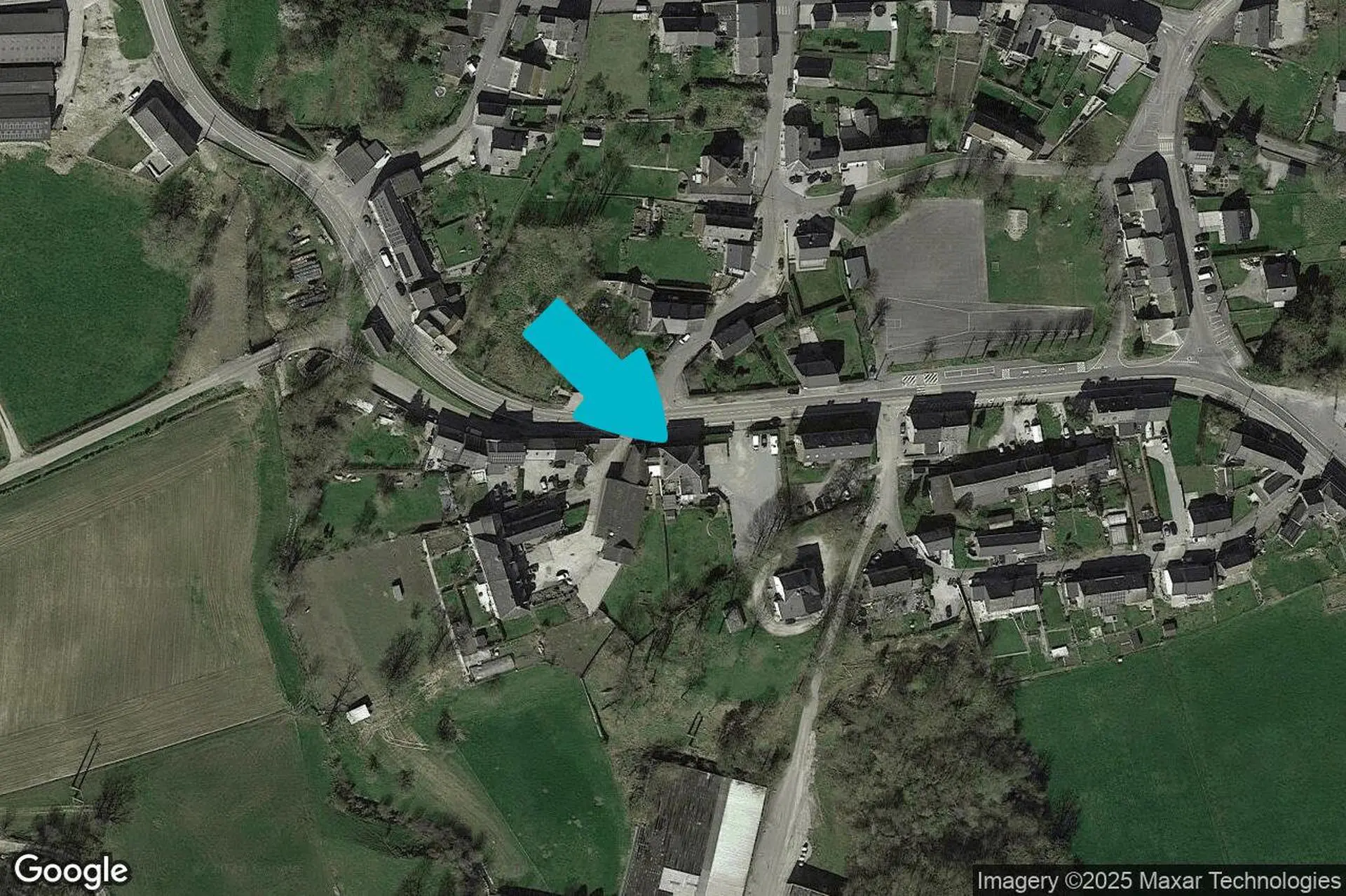 Photo 4 sur 4 pour Immeuble mixte de quatre chambres à Villers-le-Gambon