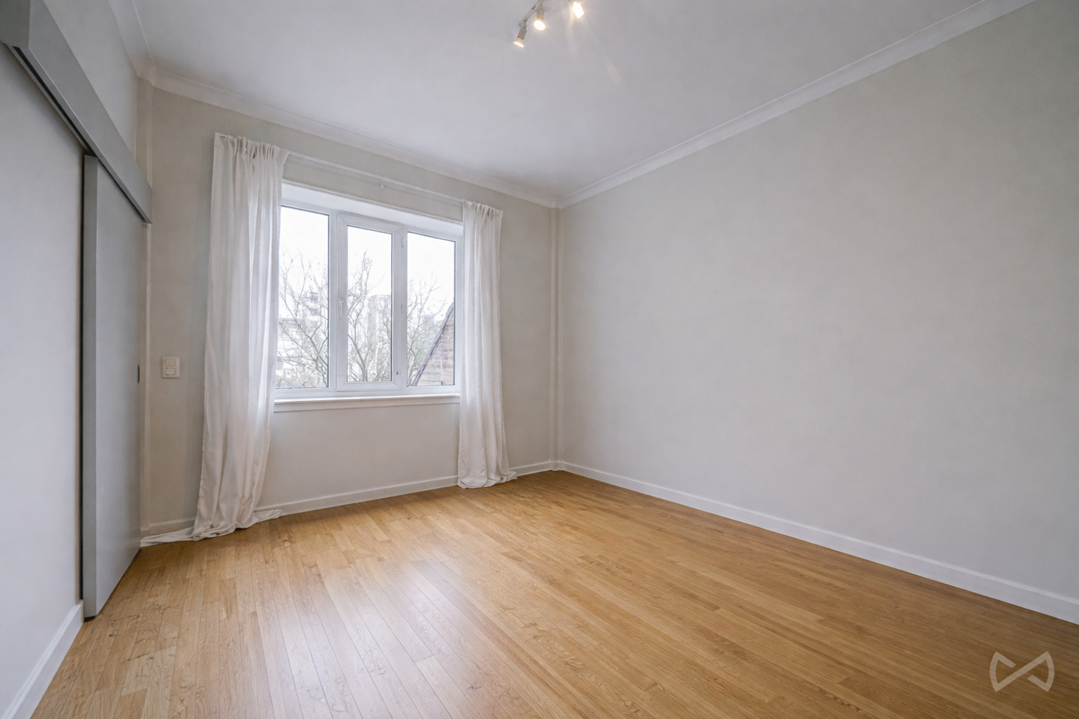Picture 3 of 4 for Flat with four bedrooms in Brussels